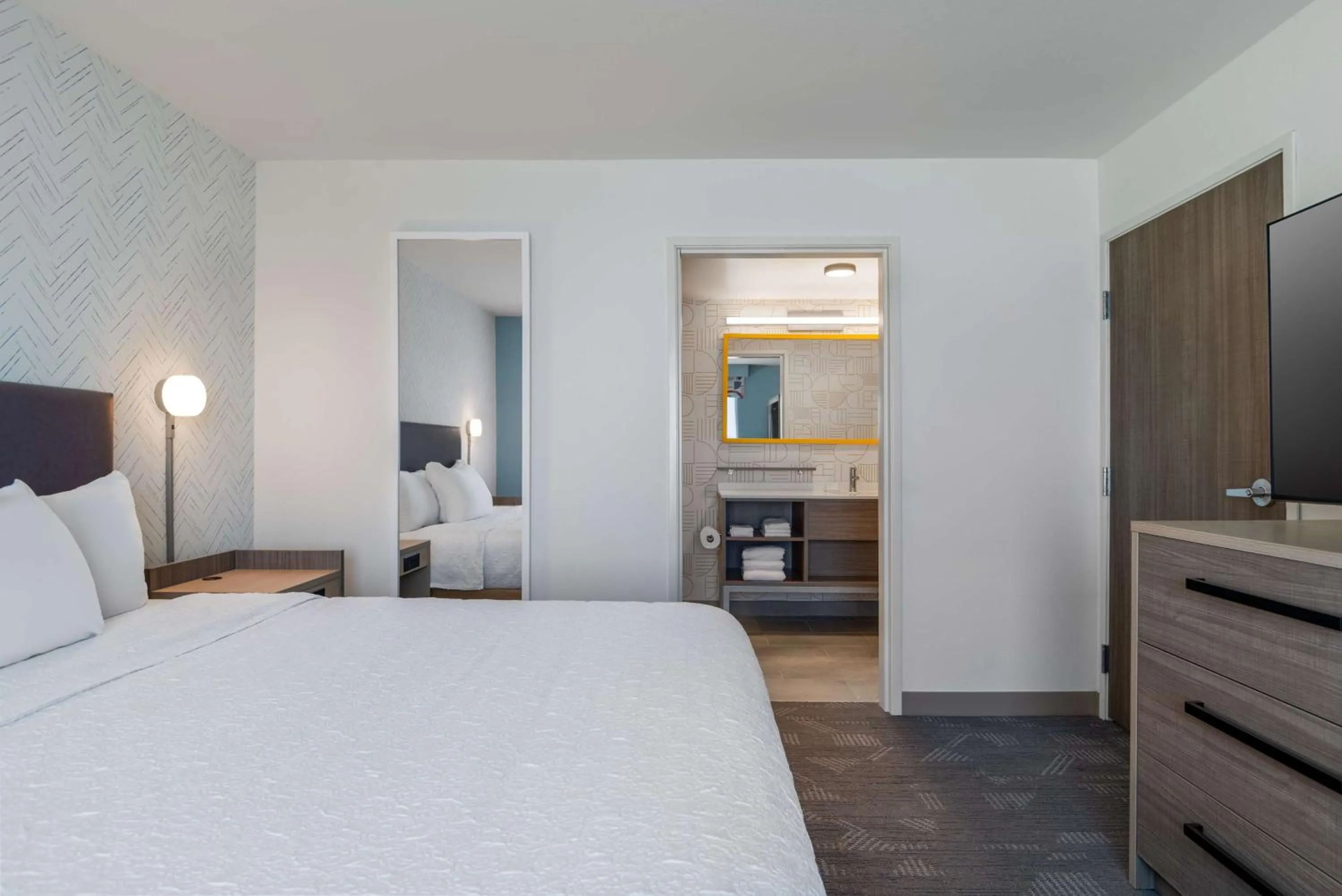 Bed in Home2 Suites By Hilton Troy, Al