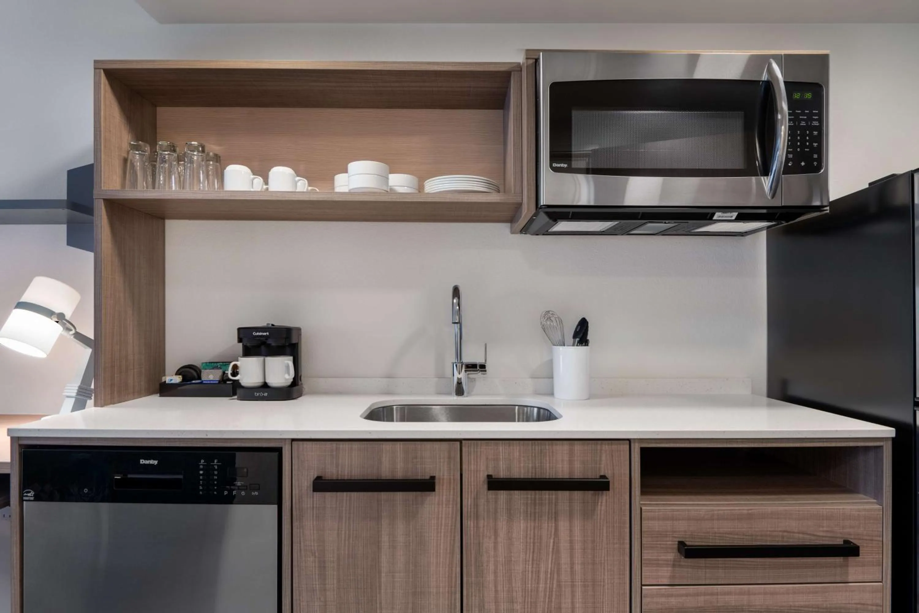 Kitchen or kitchenette in Home2 Suites By Hilton Troy, Al