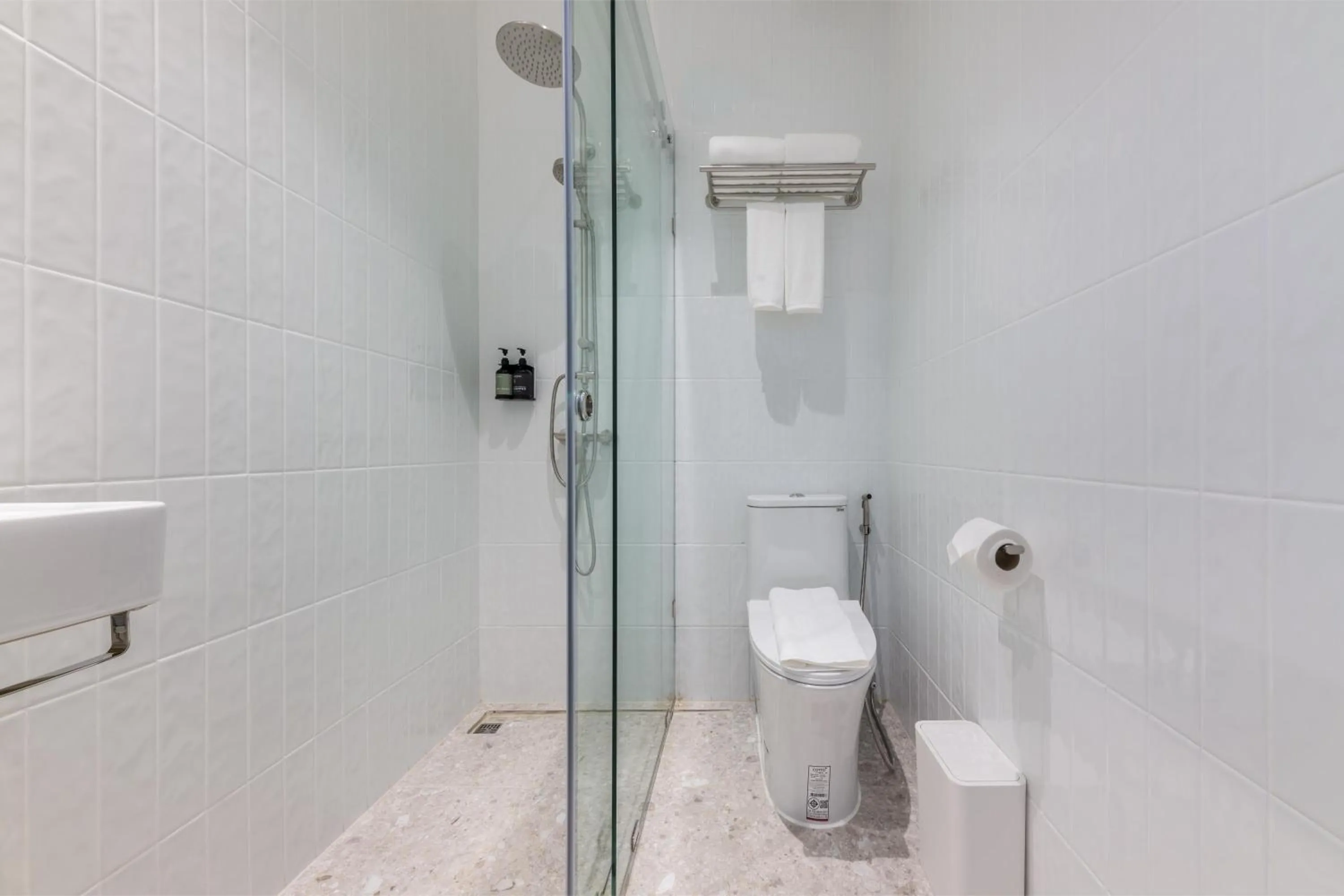 Shower in Upstairs at Ton Ton