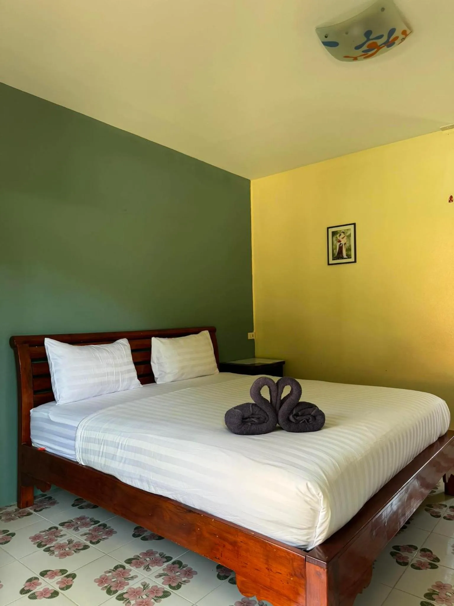 Bed in Boonya Resort Koh Chang