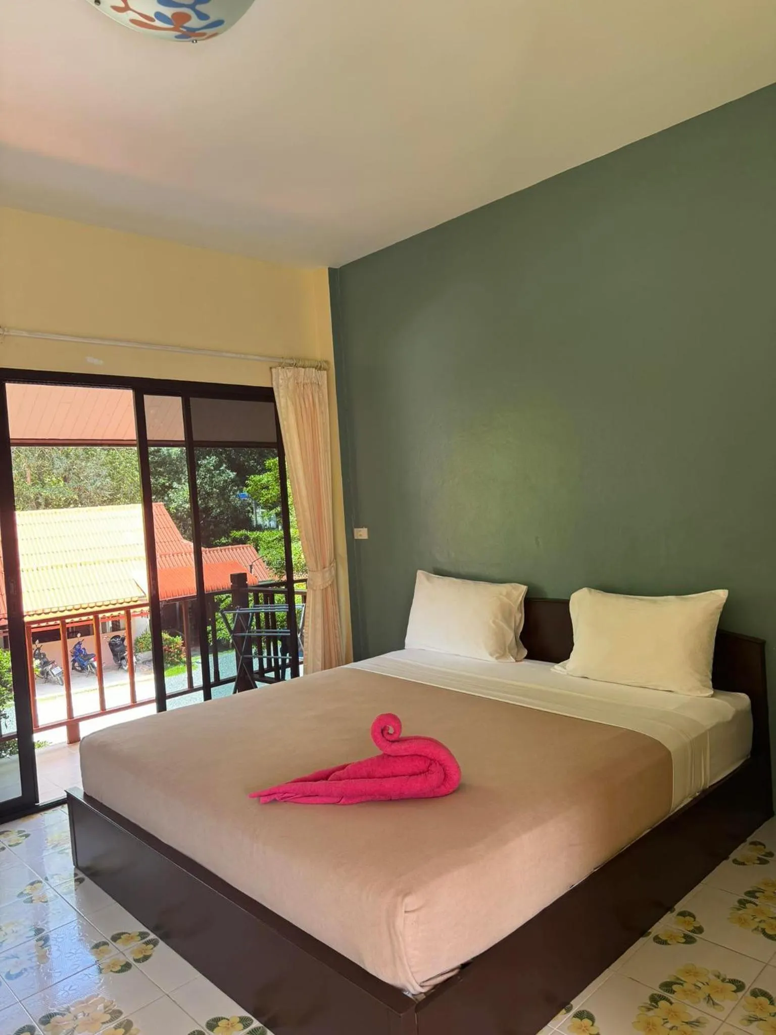 Bed in Boonya Resort Koh Chang