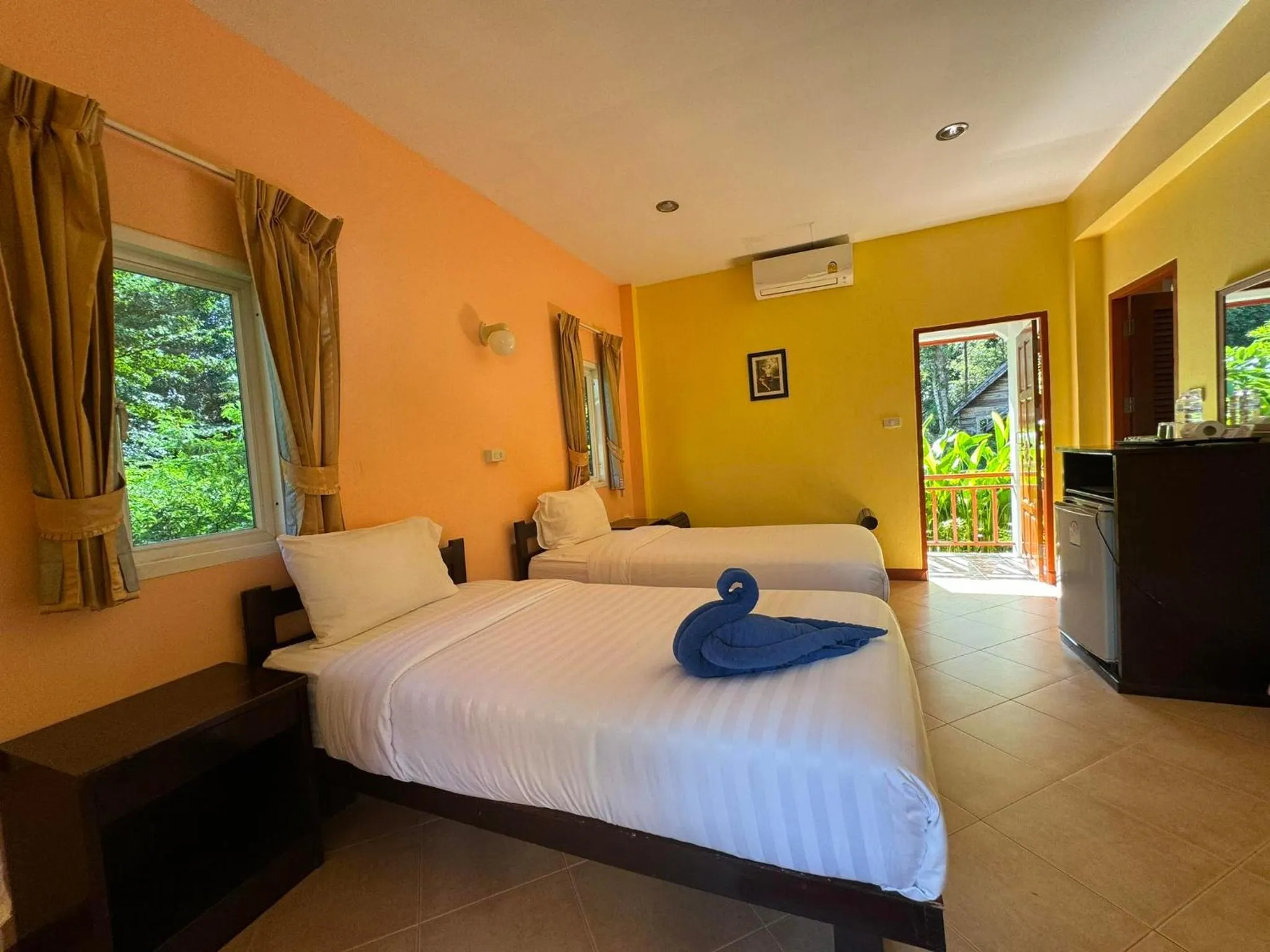 Bed in Boonya Resort Koh Chang