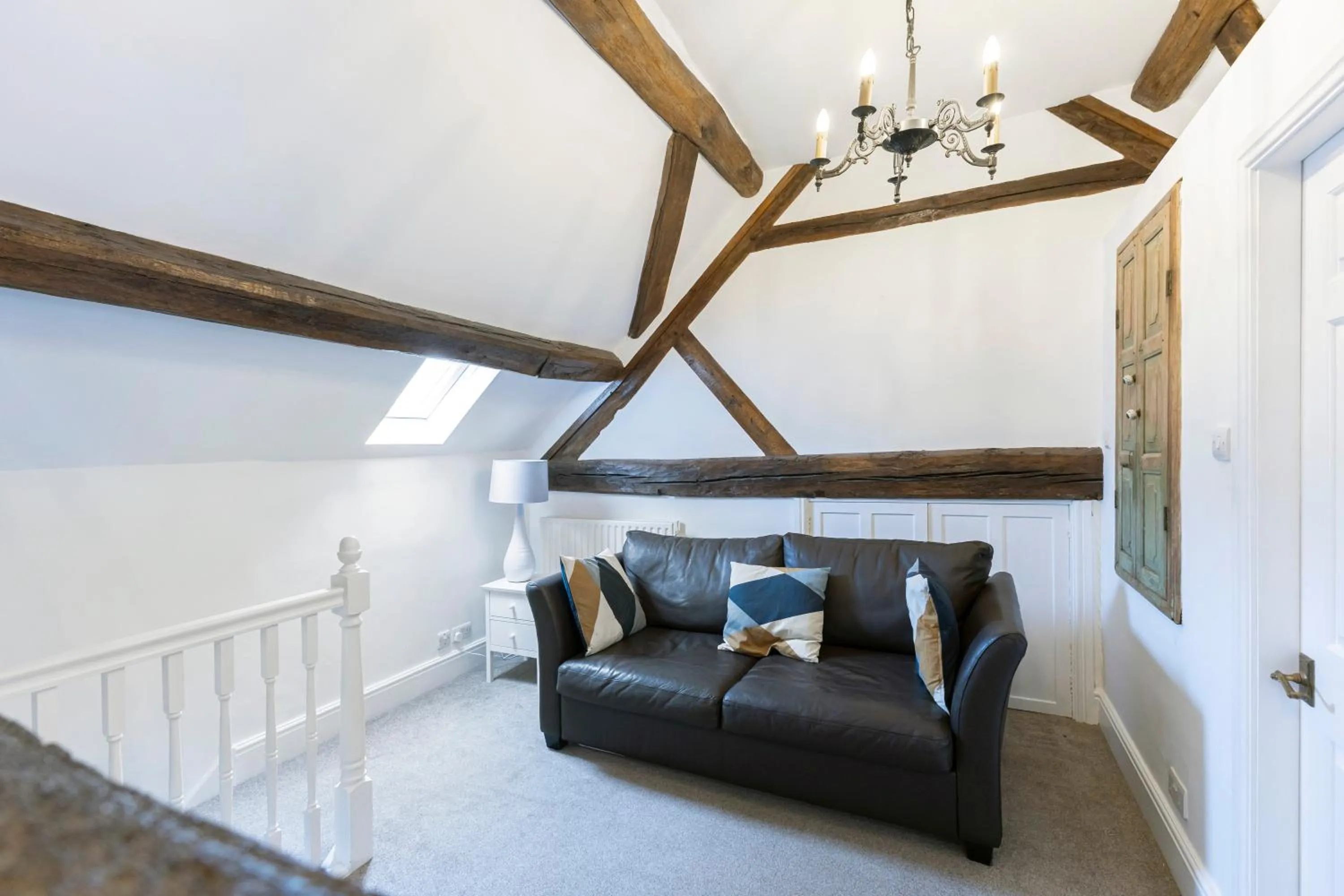 Bed in OYO Blenheim House