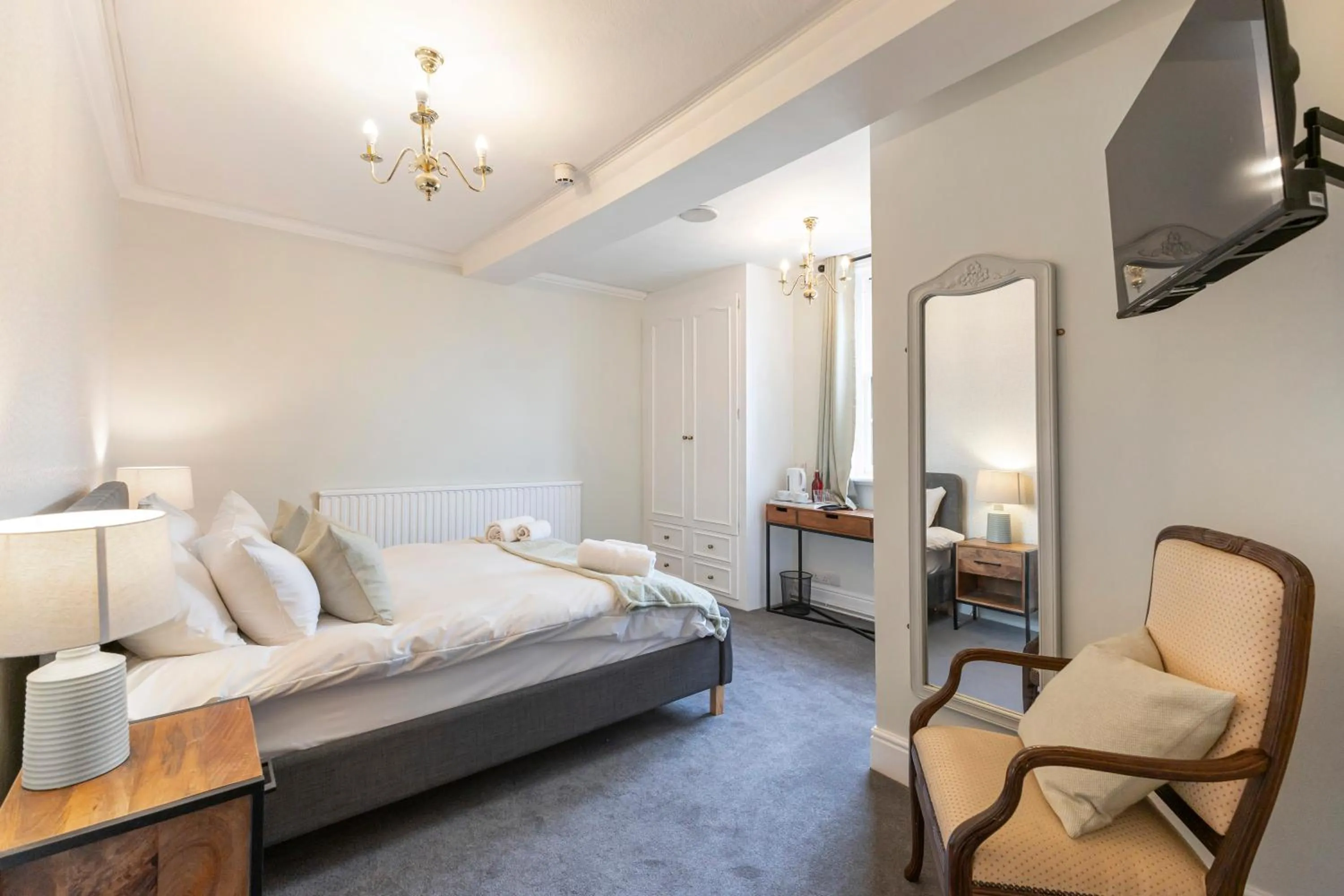 Bedroom, Bed in OYO Blenheim House