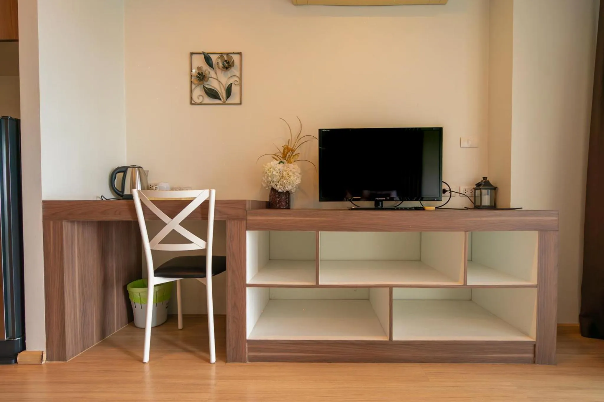 TV and multimedia in Golden Manora Hotel Bangtao Beach Phuket