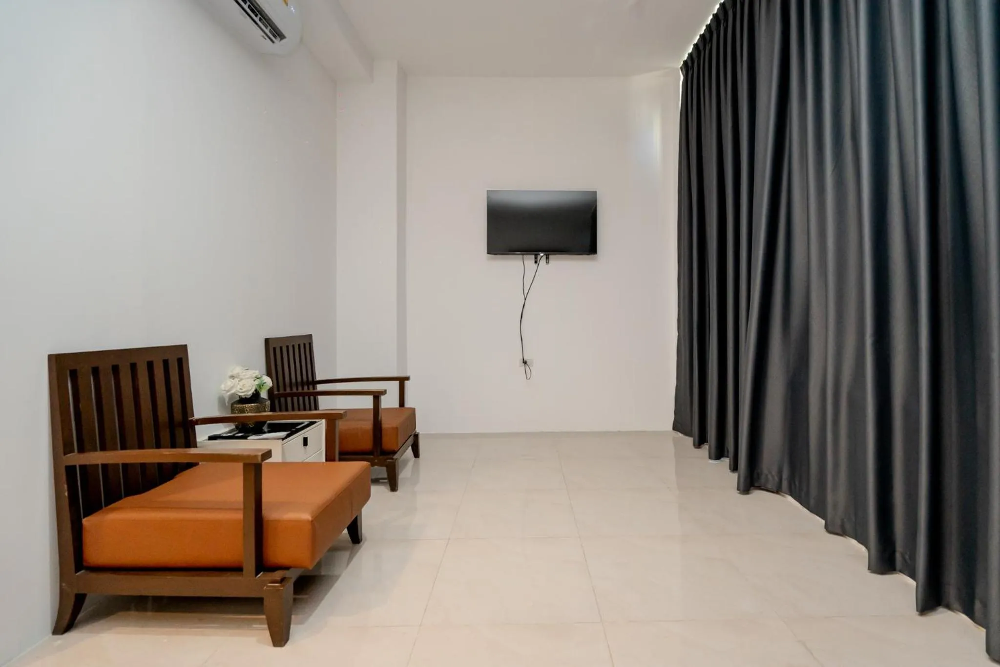 TV and multimedia in Golden Manora Hotel Bangtao Beach Phuket