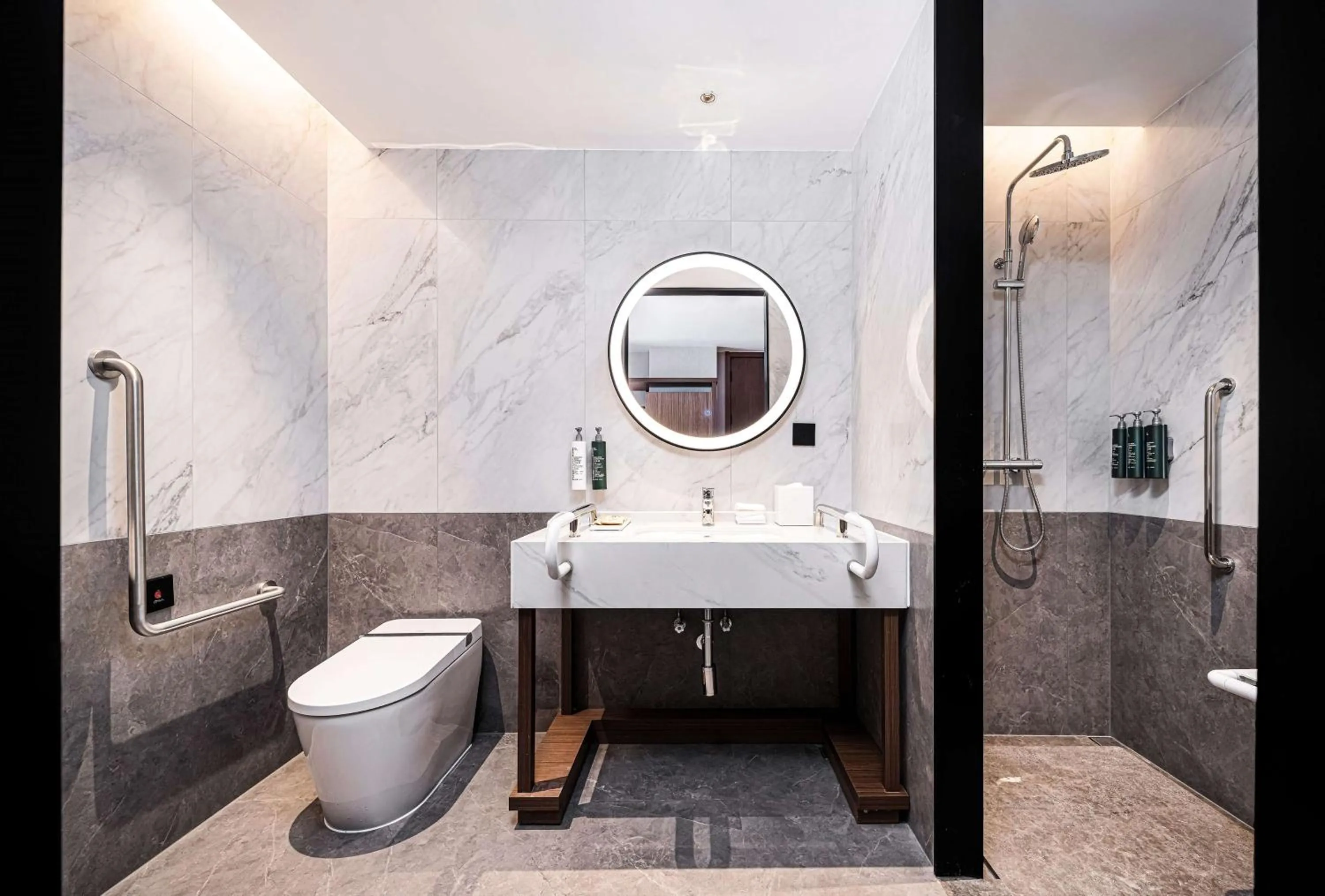 Bathroom in Hilton Garden Inn Anqing Susong