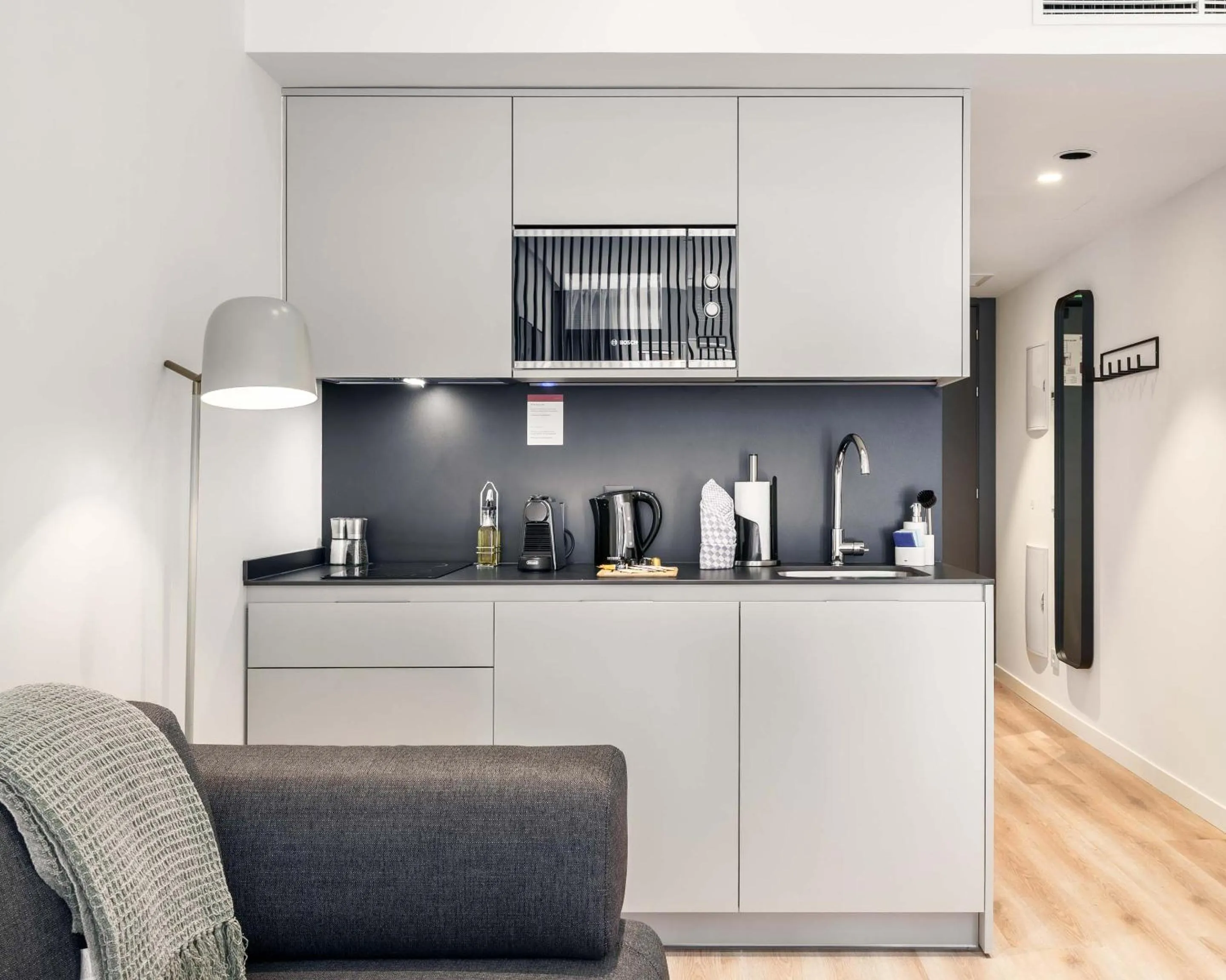 Coffee/tea facilities in Limehome Madrid Calle de Juan Hurtado de Mendoza