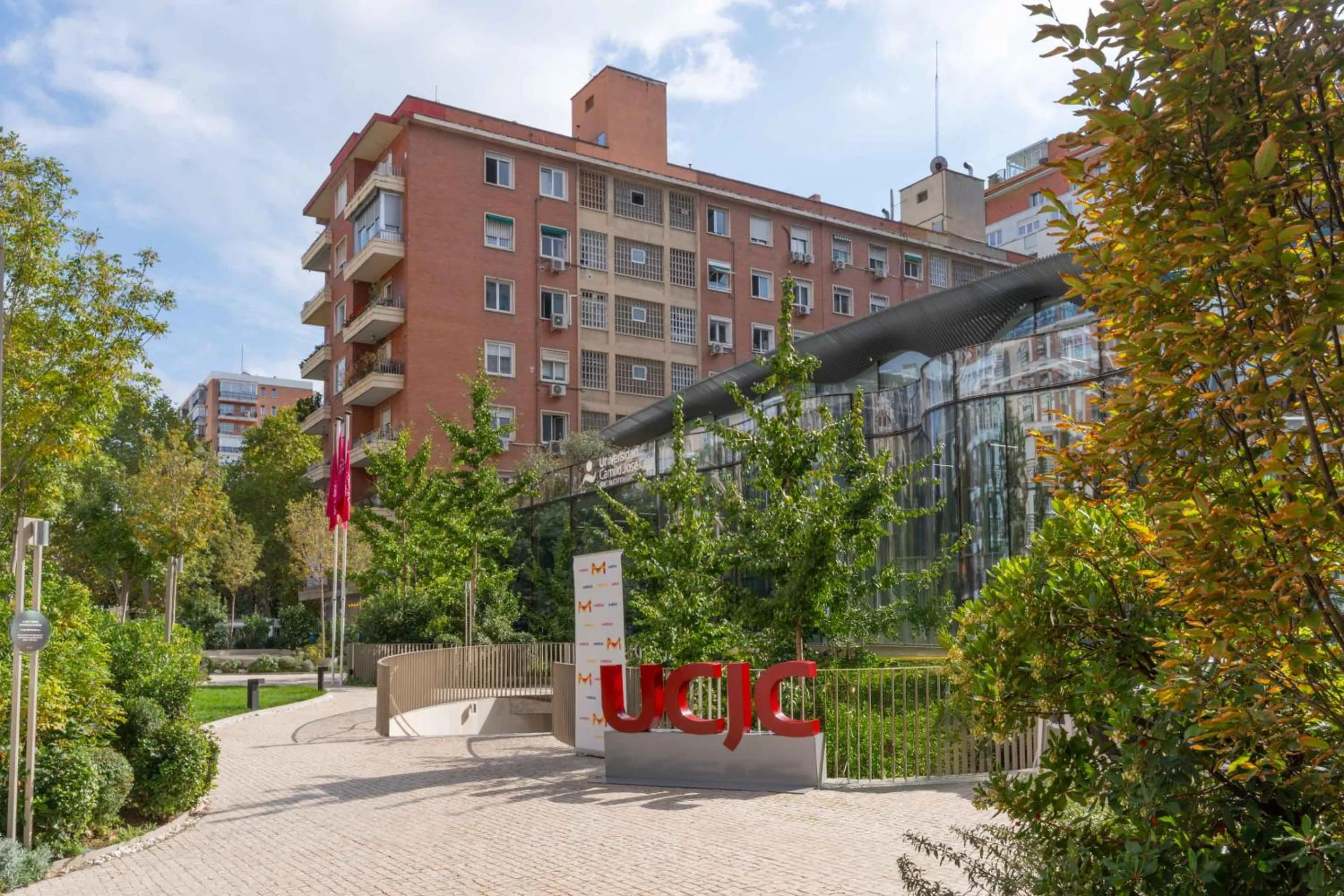 Day in Limehome Madrid Calle de Juan Hurtado de Mendoza