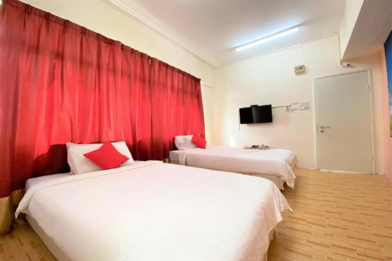 Bed in B Hotel Penang