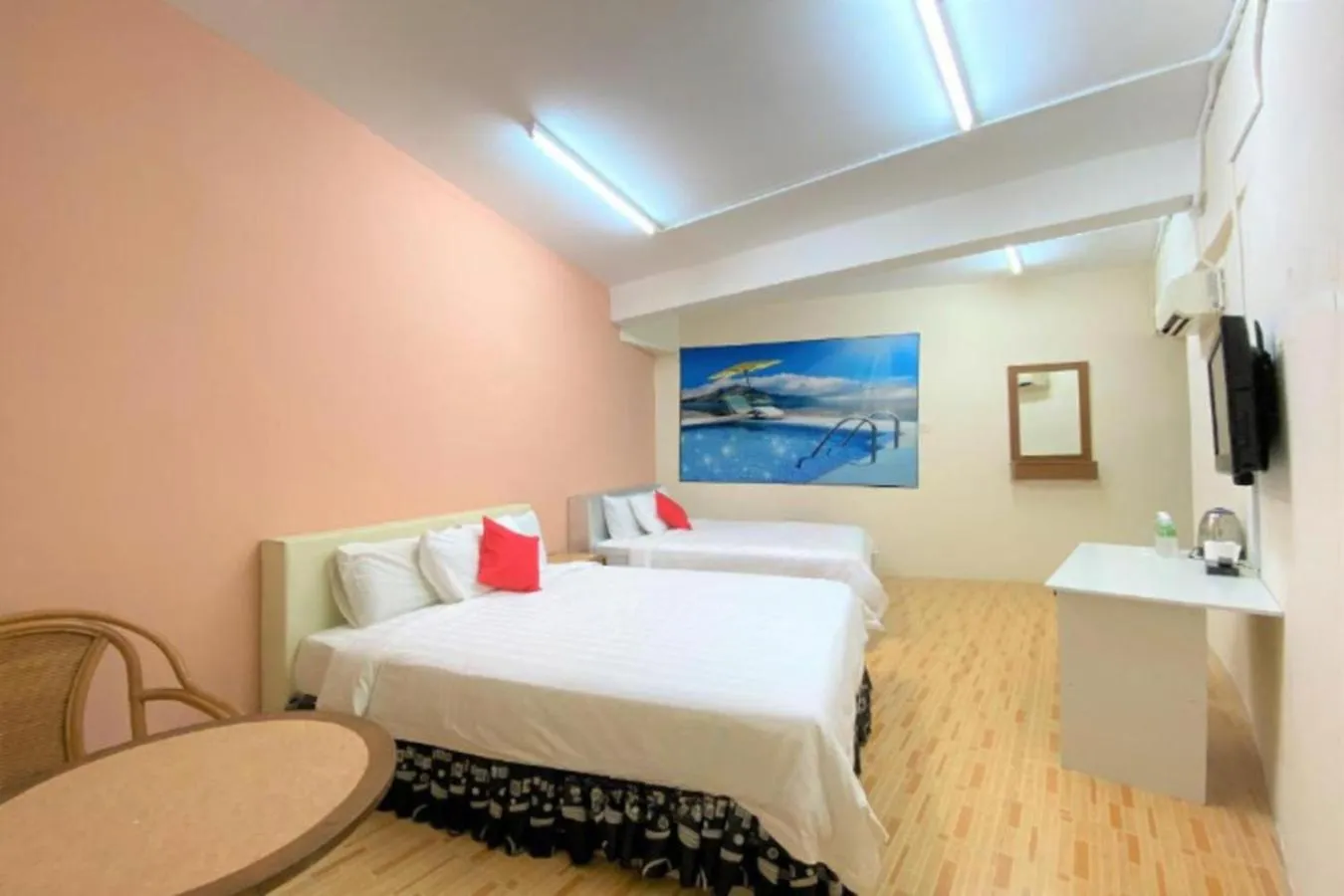 Bed in B Hotel Penang