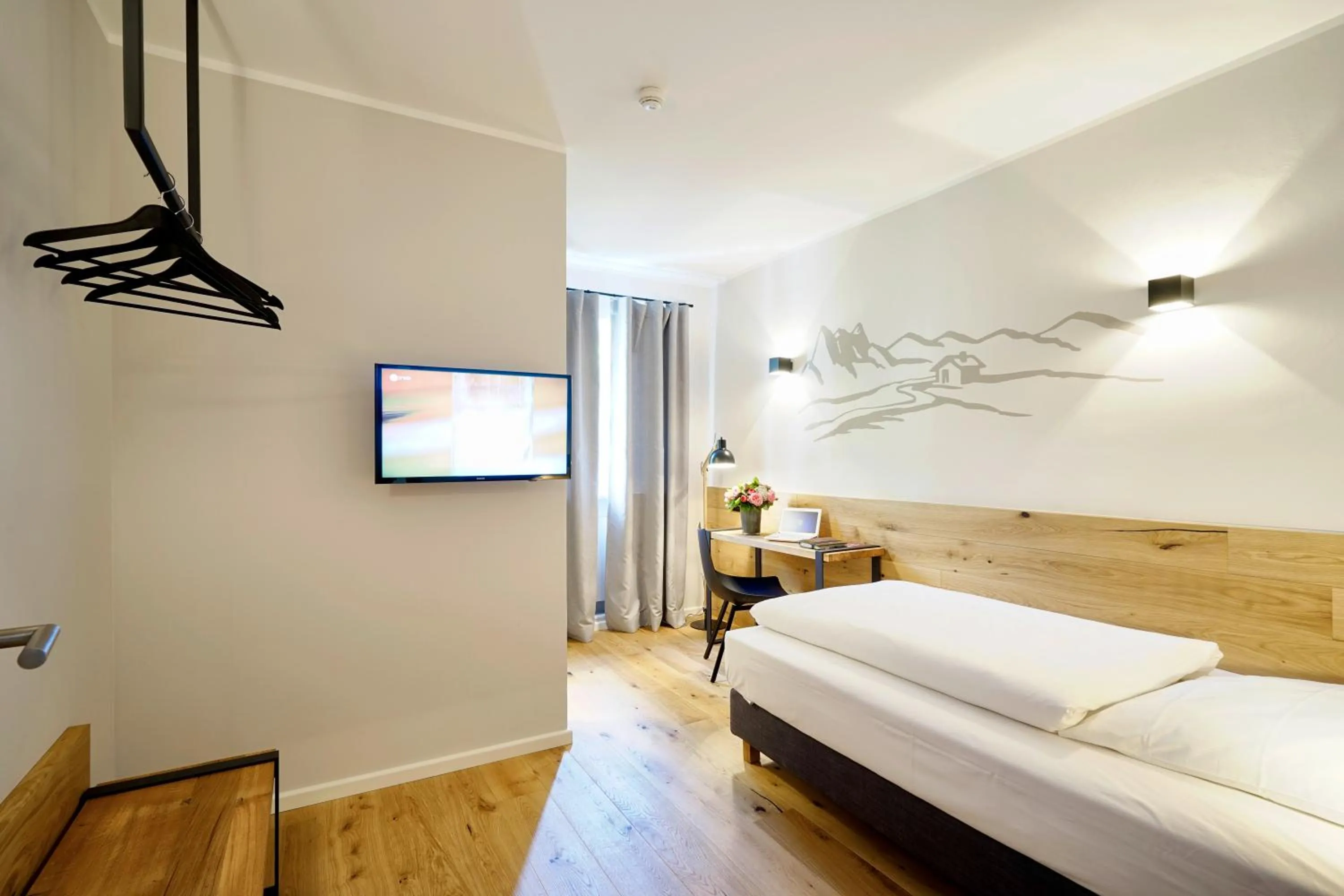 Bed in Gasthof Neuwirt Unterföhring