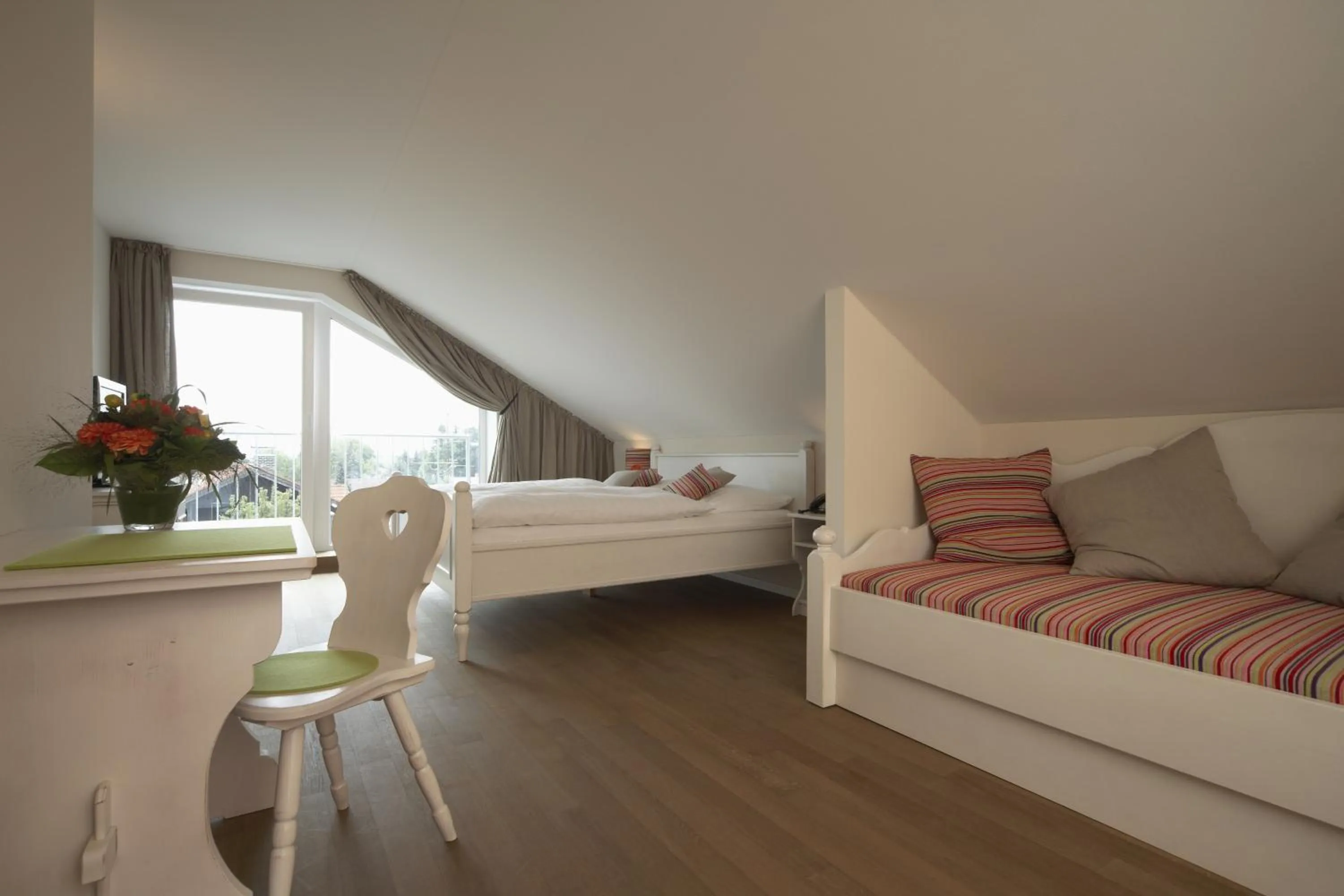 Bed in Gasthof Neuwirt Unterföhring