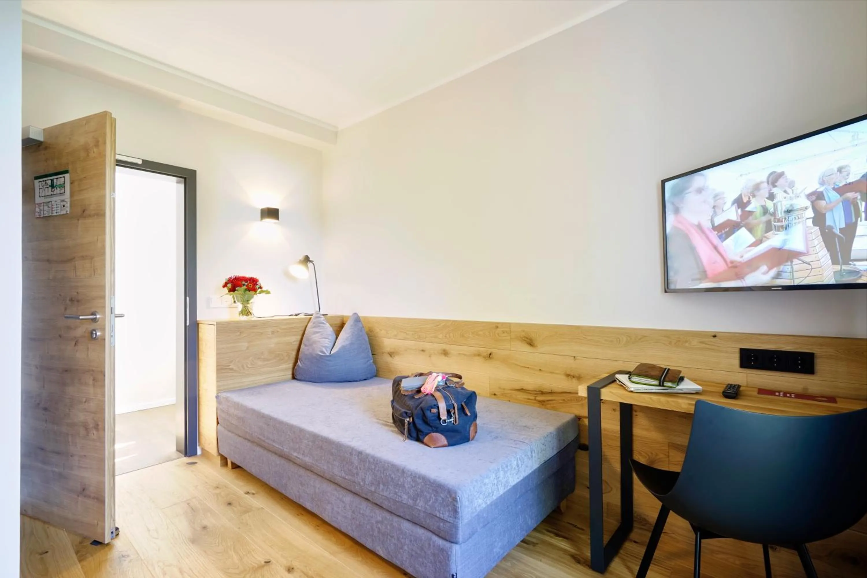 Bed in Gasthof Neuwirt Unterföhring