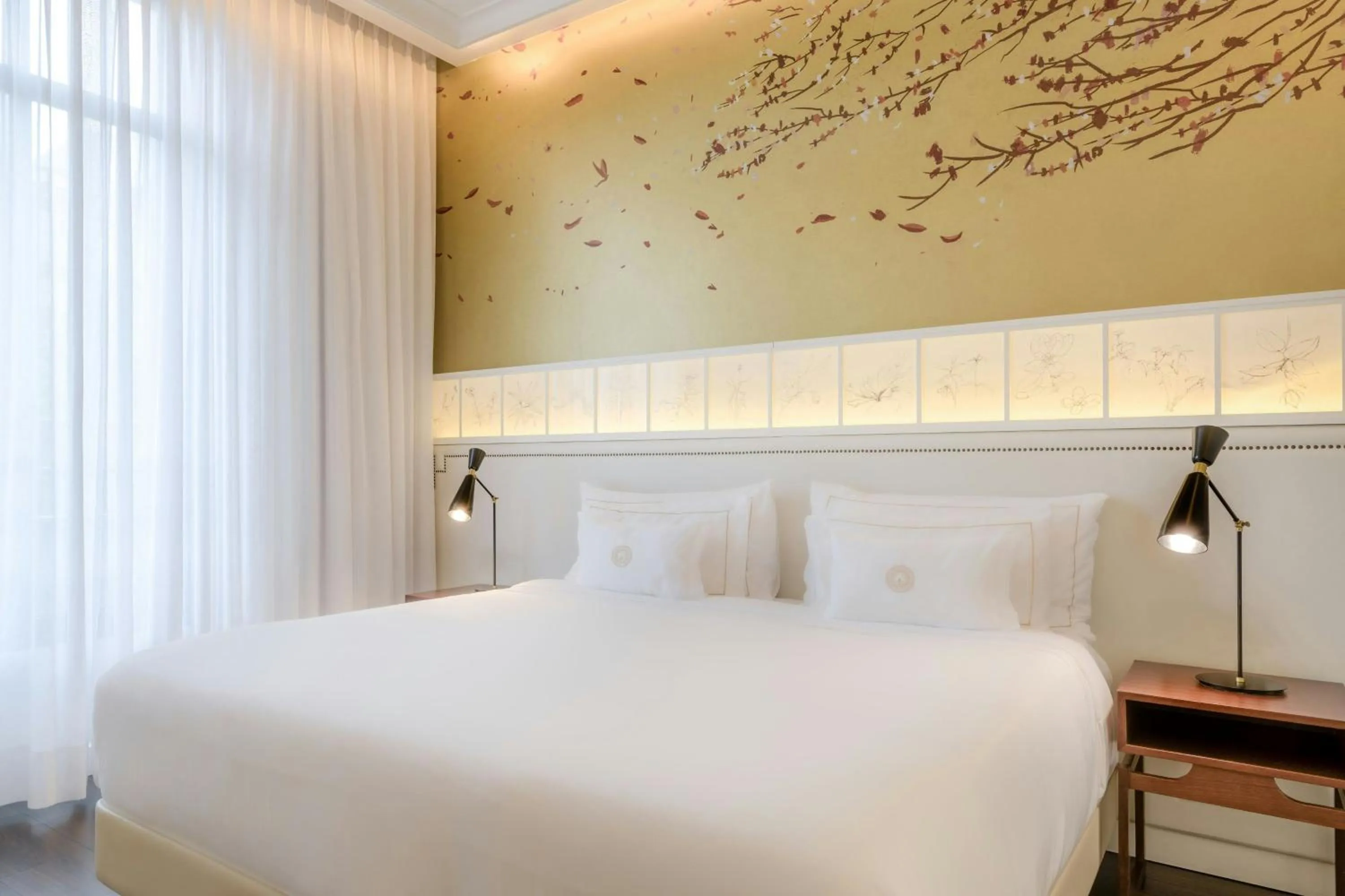 Bedroom, Bed in Cotton House Hotel, Autograph Collection