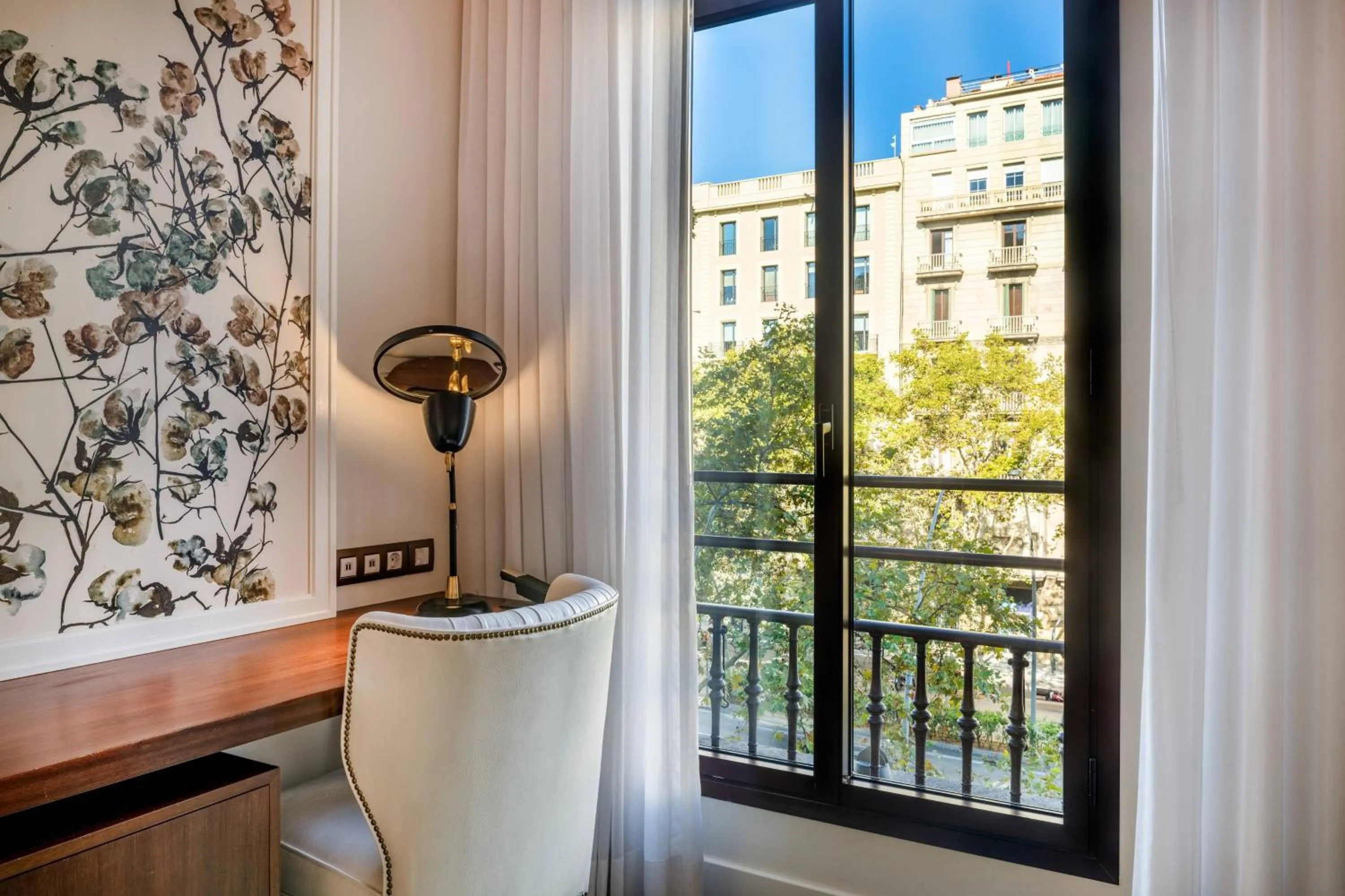 Photo of the whole room in Cotton House Hotel, Autograph Collection