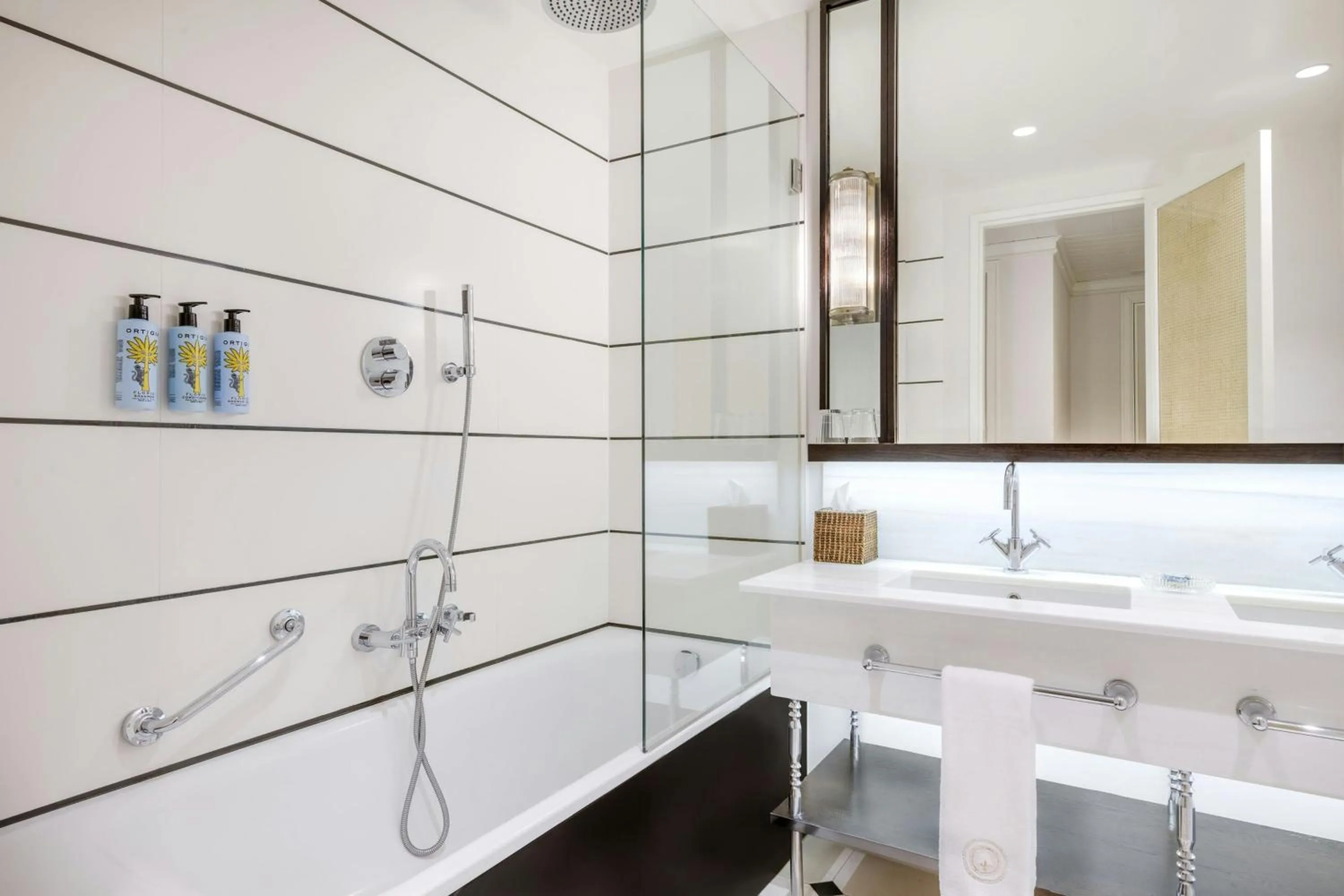 Bathroom in Cotton House Hotel, Autograph Collection