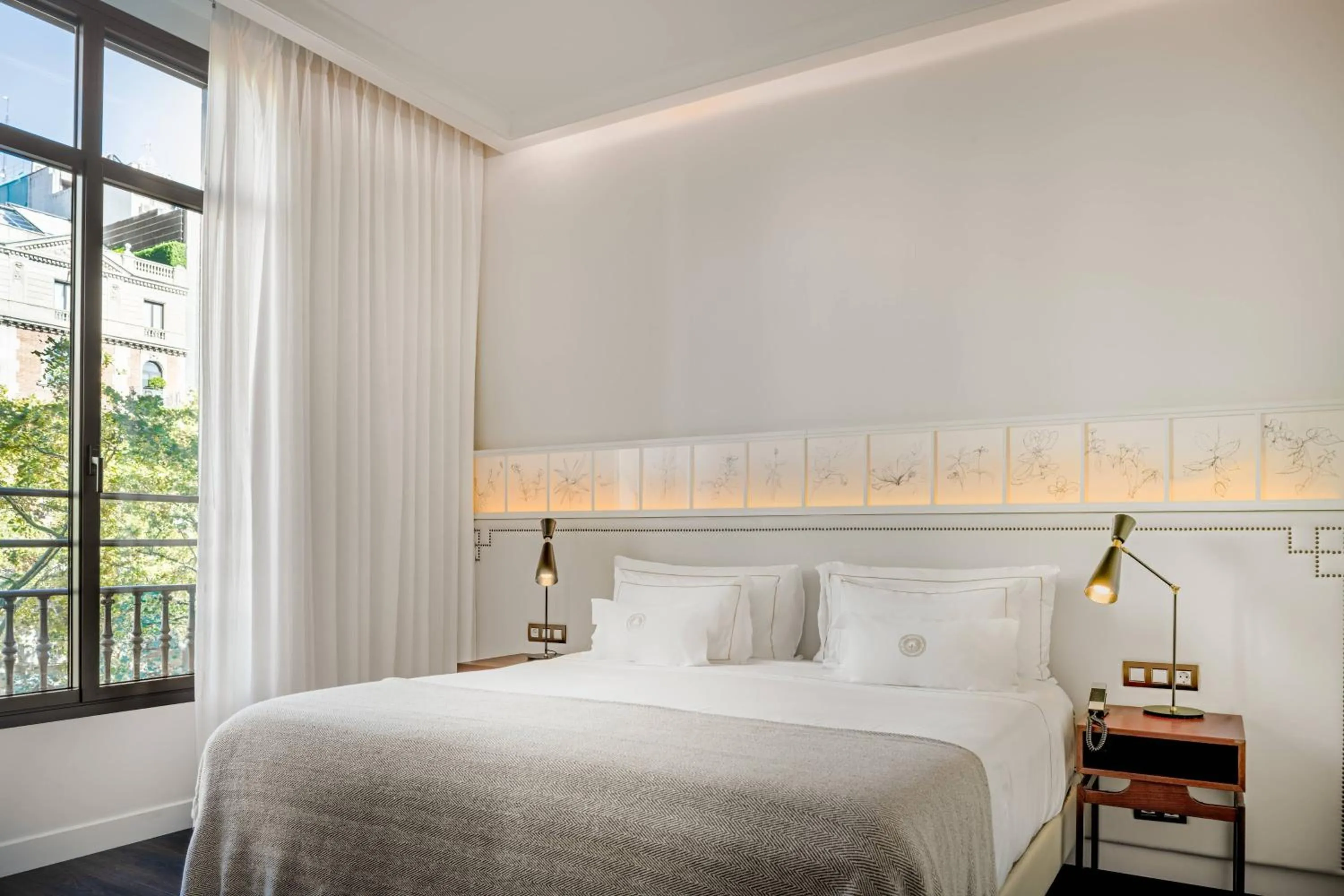 Bedroom, Bed in Cotton House Hotel, Autograph Collection