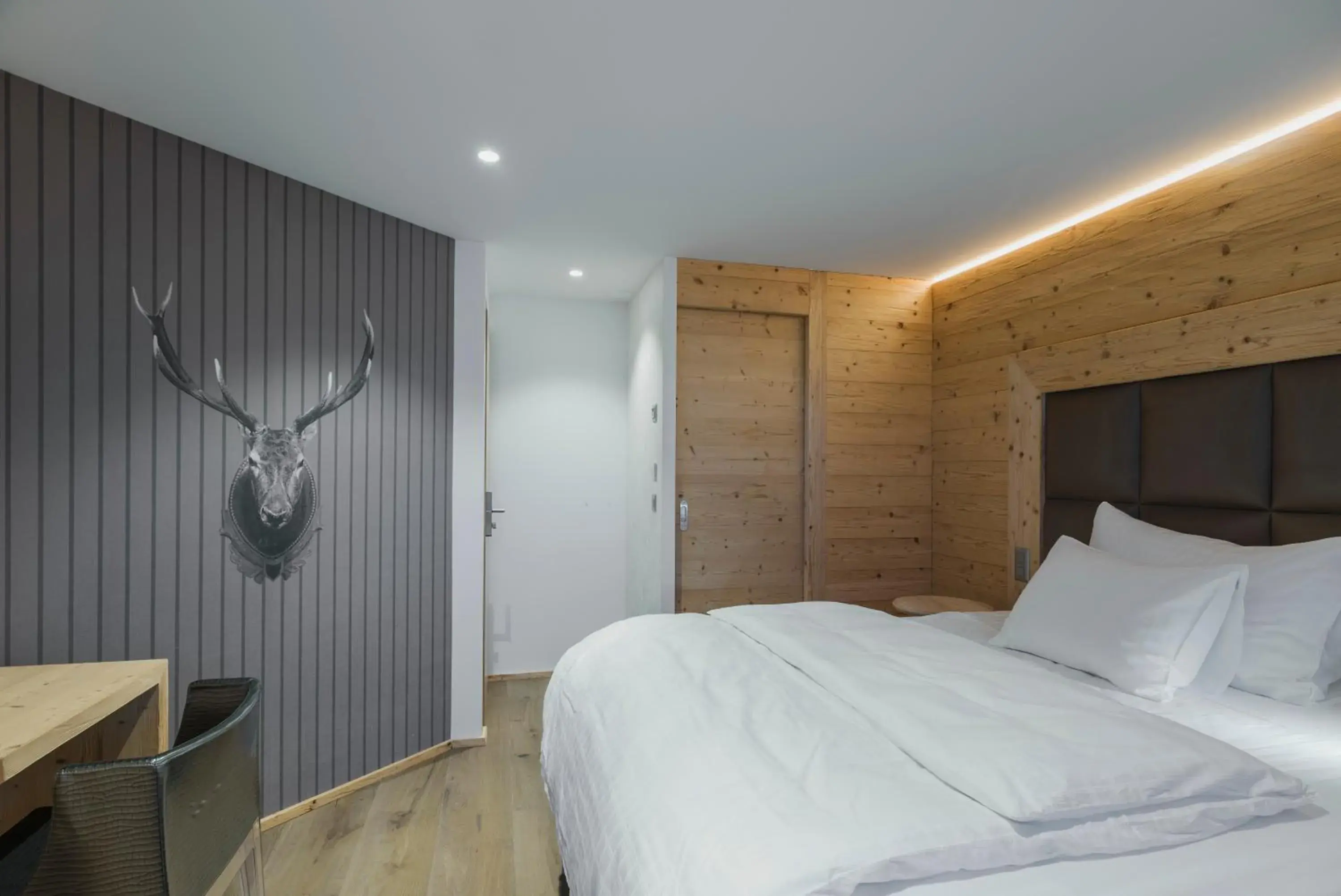 Double Room with Balcony in Caschu Alp Boutique Design Hotel Stoos - adults only Double Room with Balcony in Caschu Alp Boutique Design Hotel Stoos - adults only
