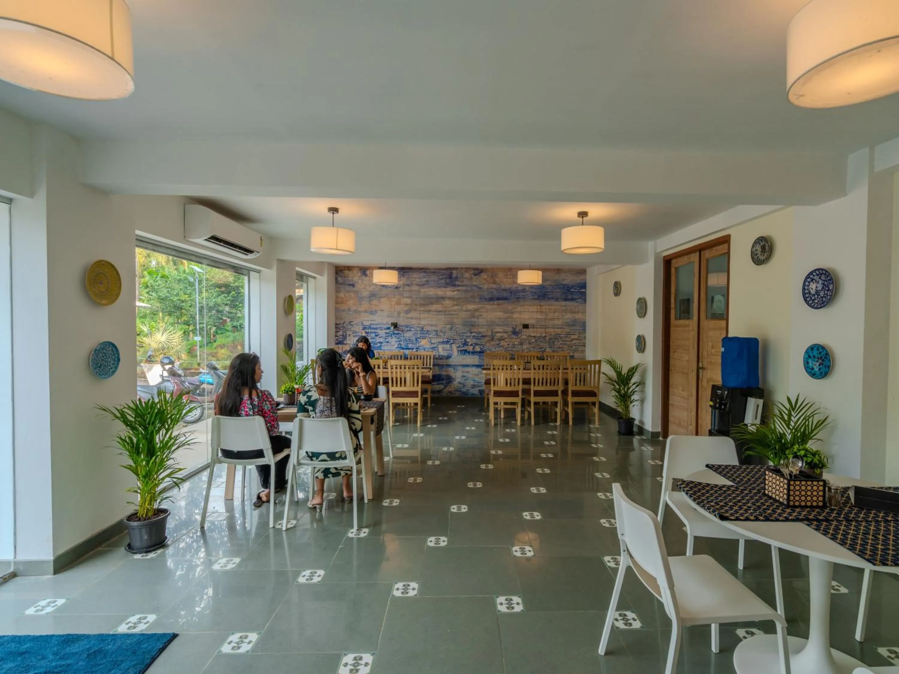 Restaurant/places to eat in The Hosteller Goa, Old Goa