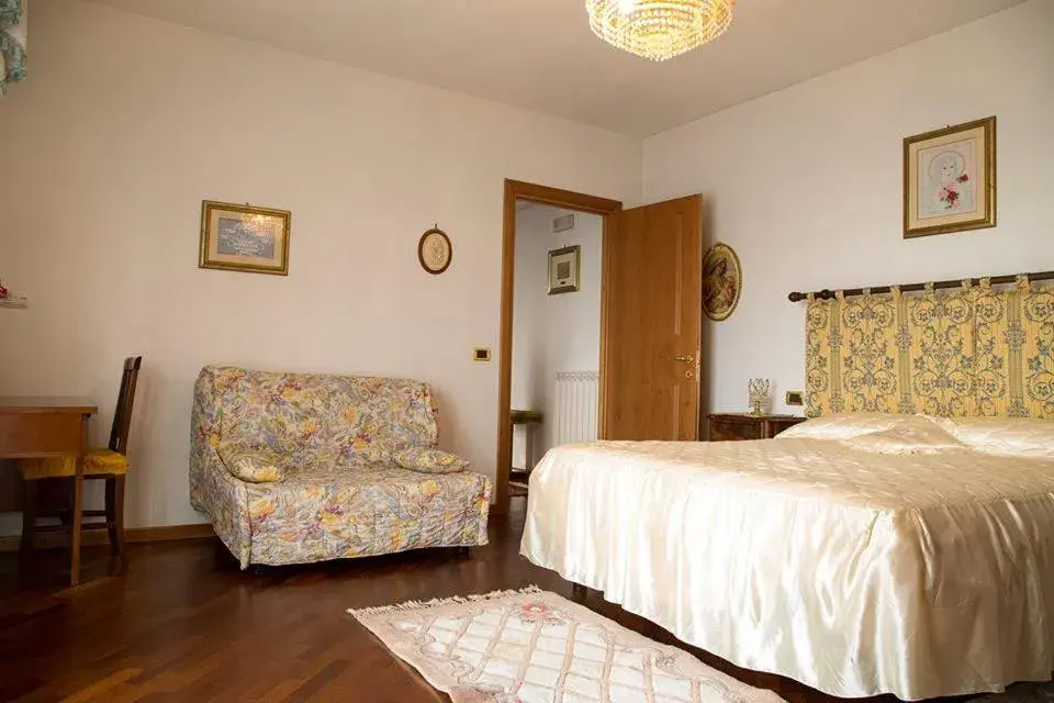 Two-Bedroom House in B&B Nuovo Paradiso Two-Bedroom House in B&B Nuovo Paradiso