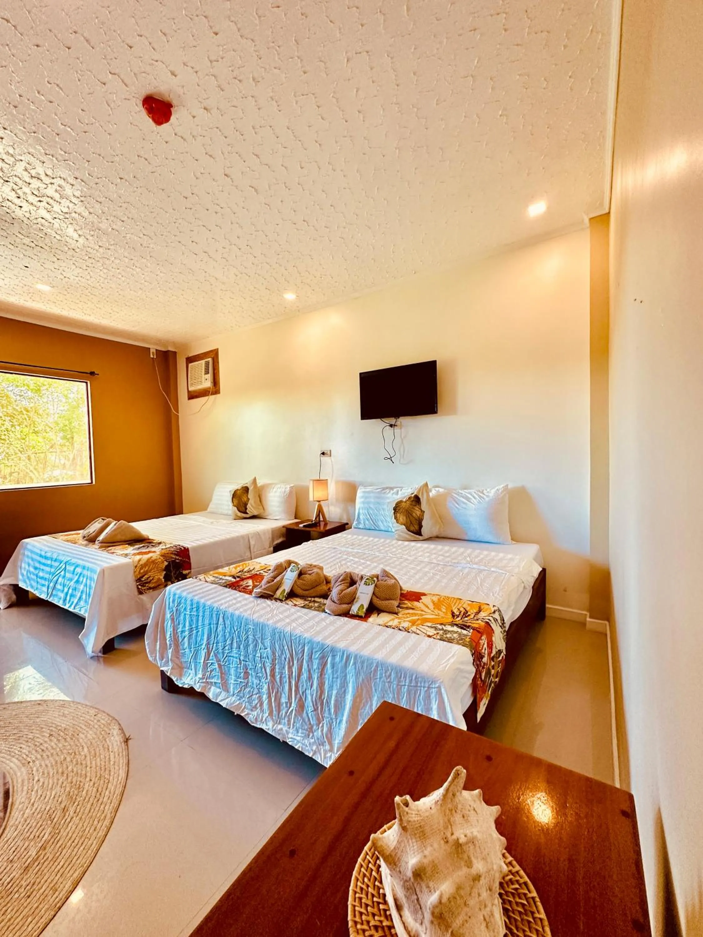 Bed in On Board Lifestyle Resort FREE MOTORBIKE