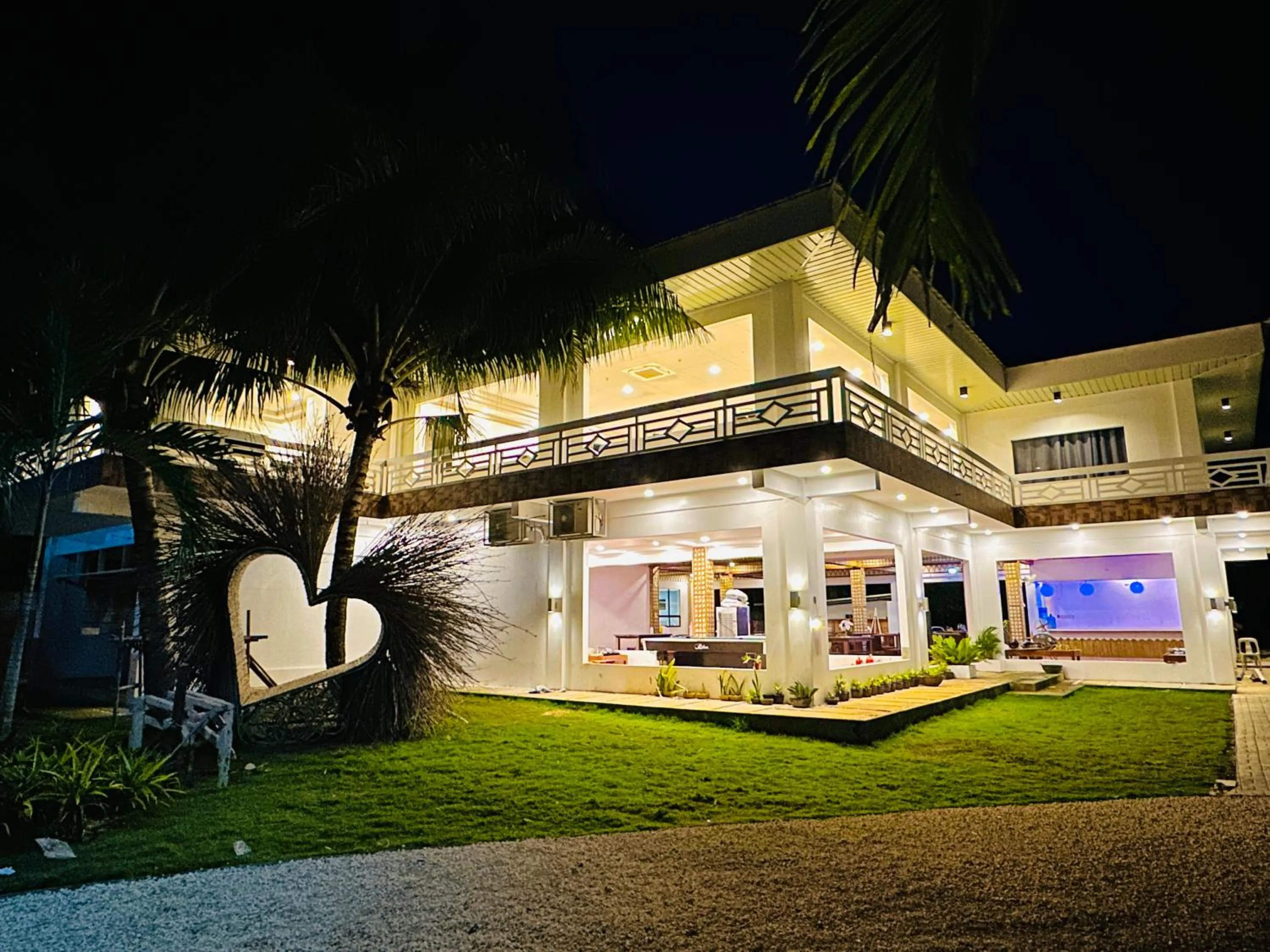 On Board Lifestyle Resort FREE MOTORBIKE