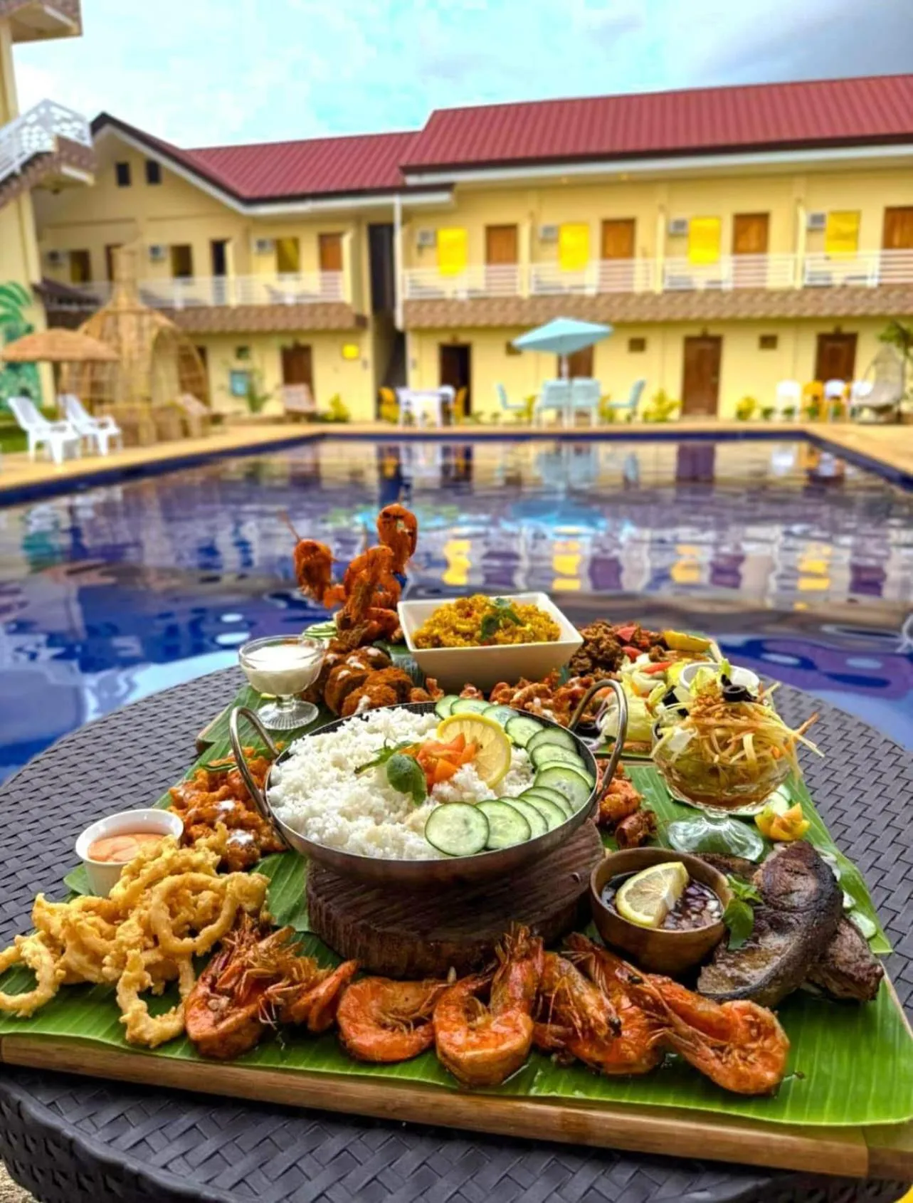 Restaurant/places to eat in On Board Lifestyle Resort FREE MOTORBIKE