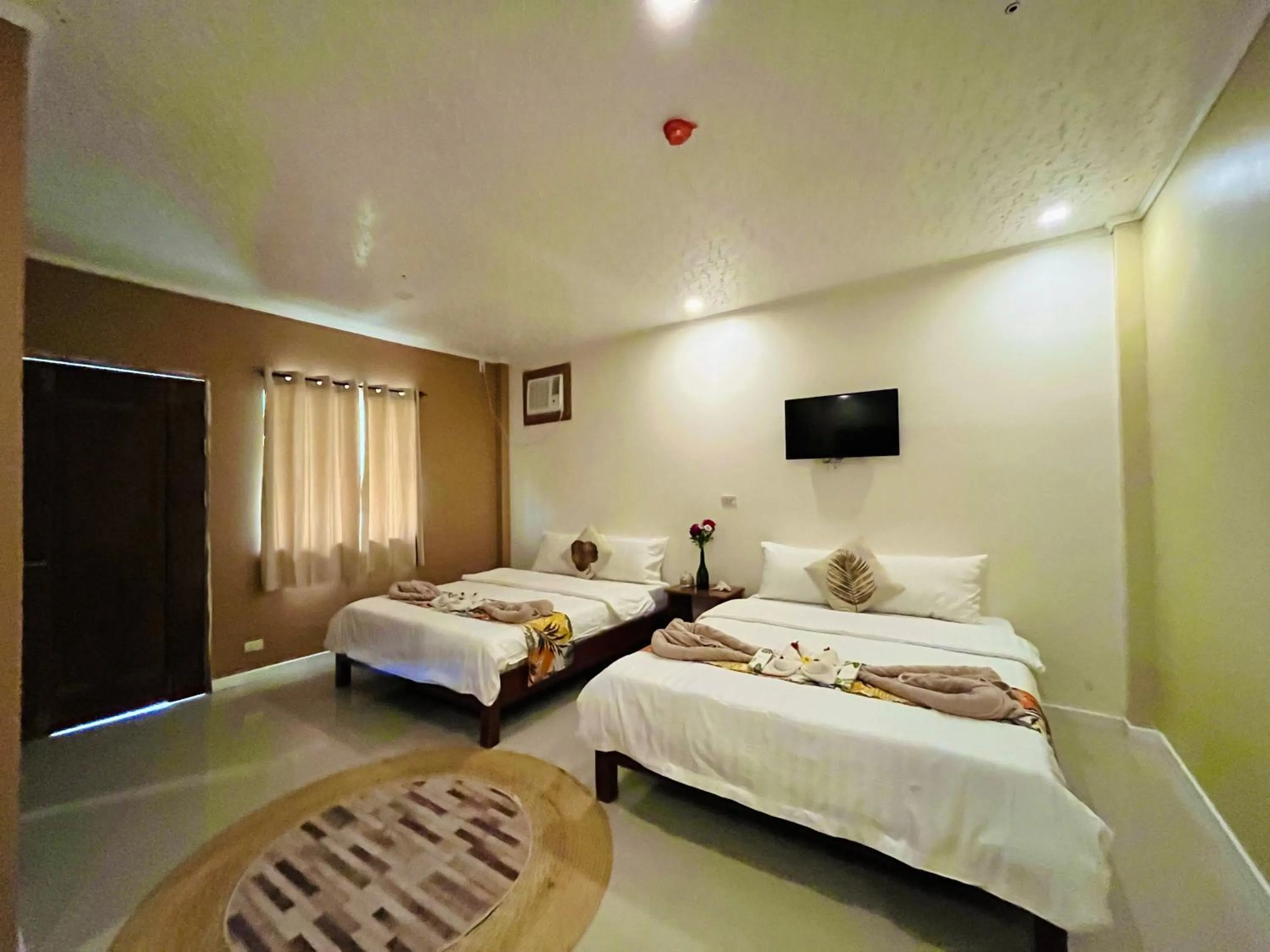 Bed in On Board Lifestyle Resort FREE MOTORBIKE