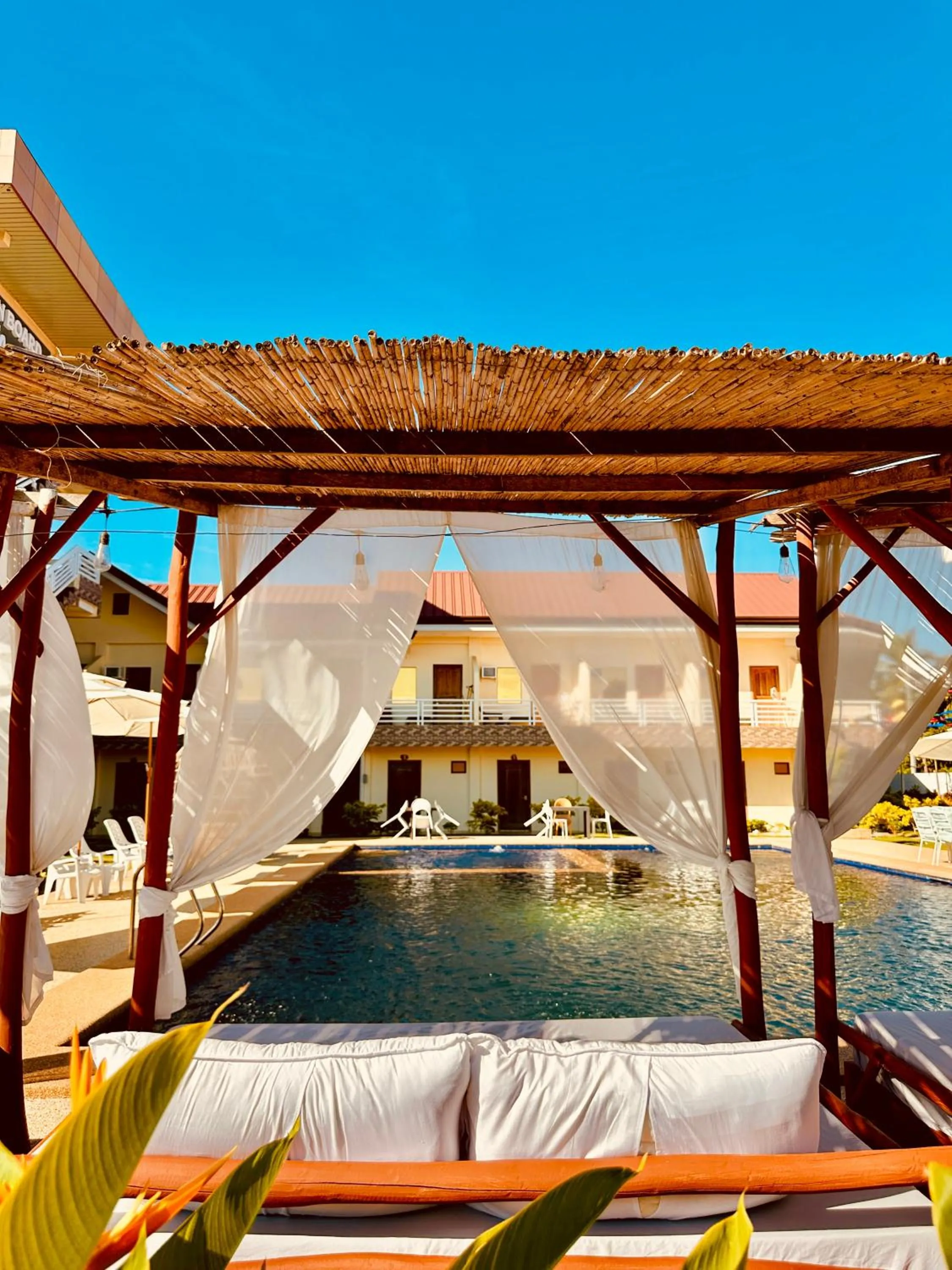 On Board Lifestyle Resort FREE MOTORBIKE