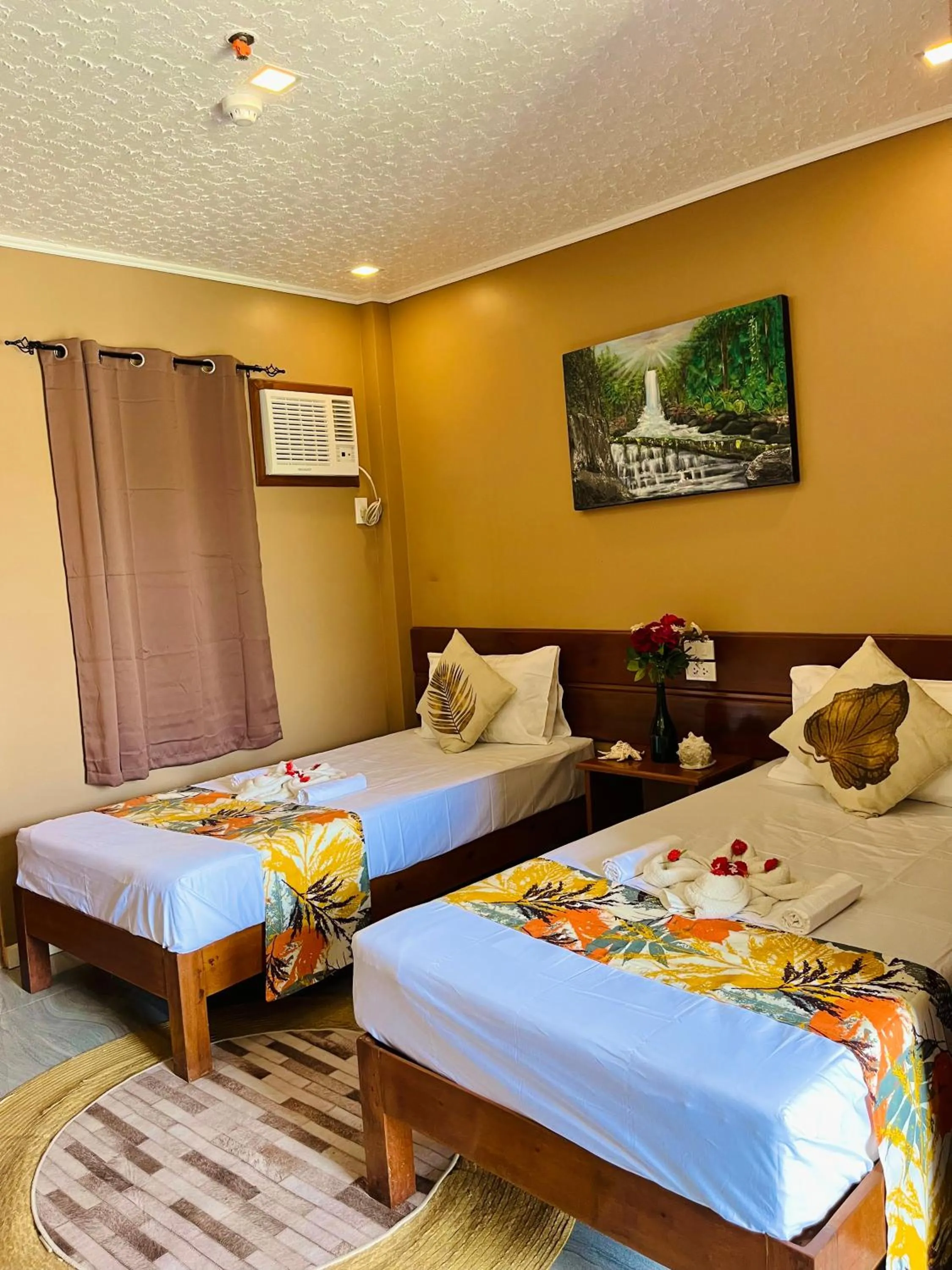 Bed in On Board Lifestyle Resort FREE MOTORBIKE