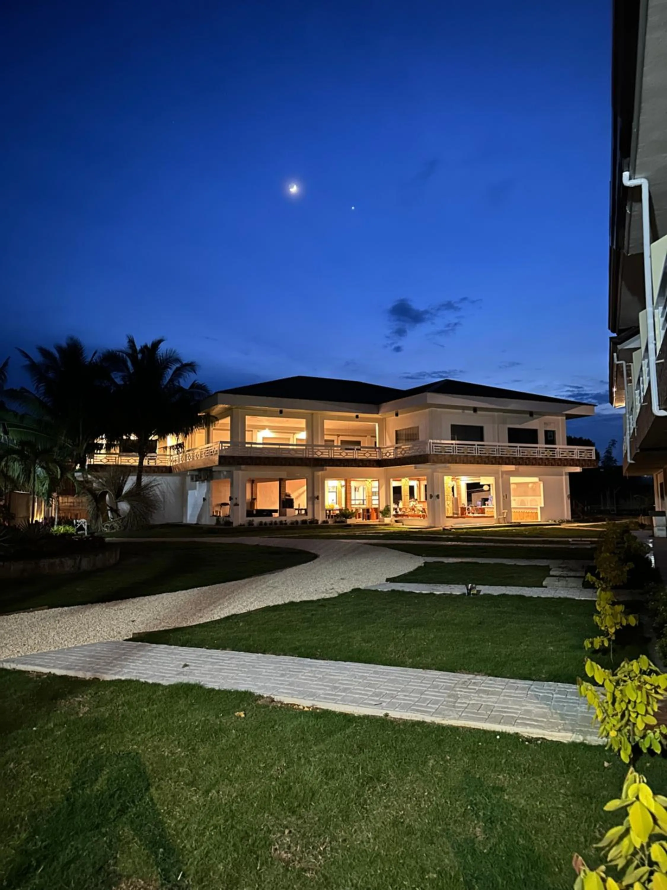 On Board Lifestyle Resort FREE MOTORBIKE