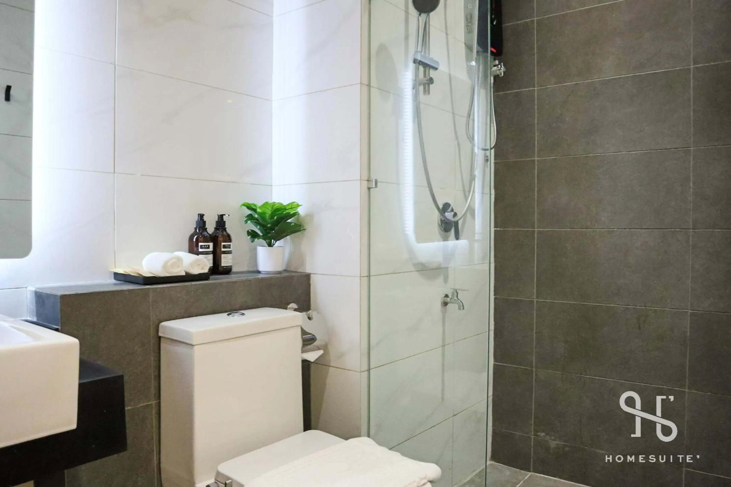 Toilet in The SIGAR Hotel at Sutera Bay