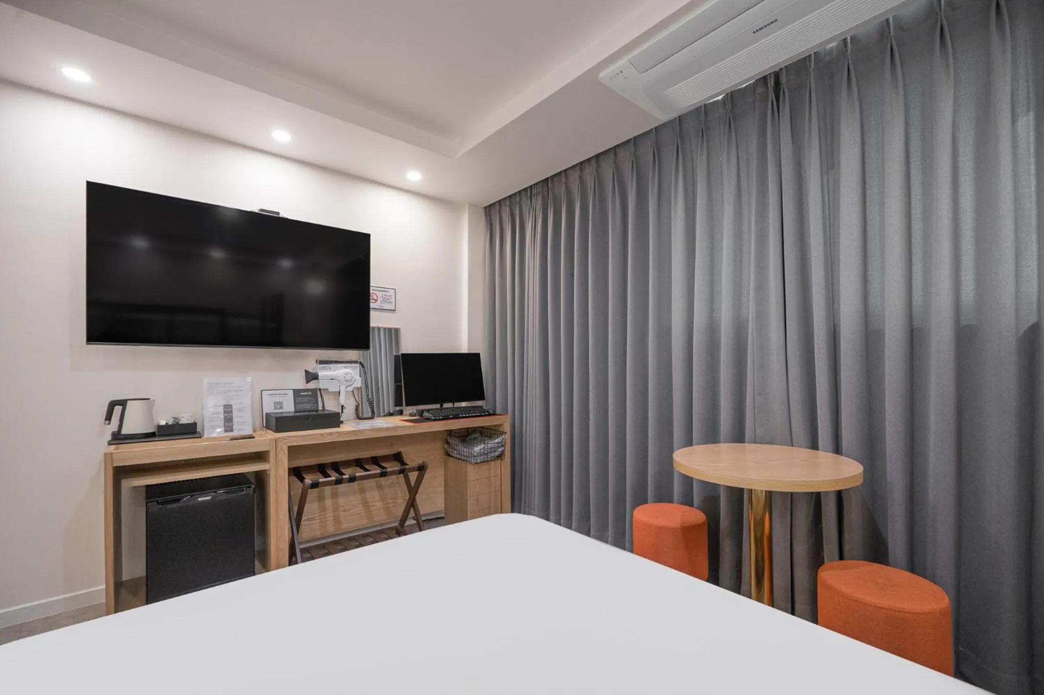 Bed in Elegance hotel hwangridan