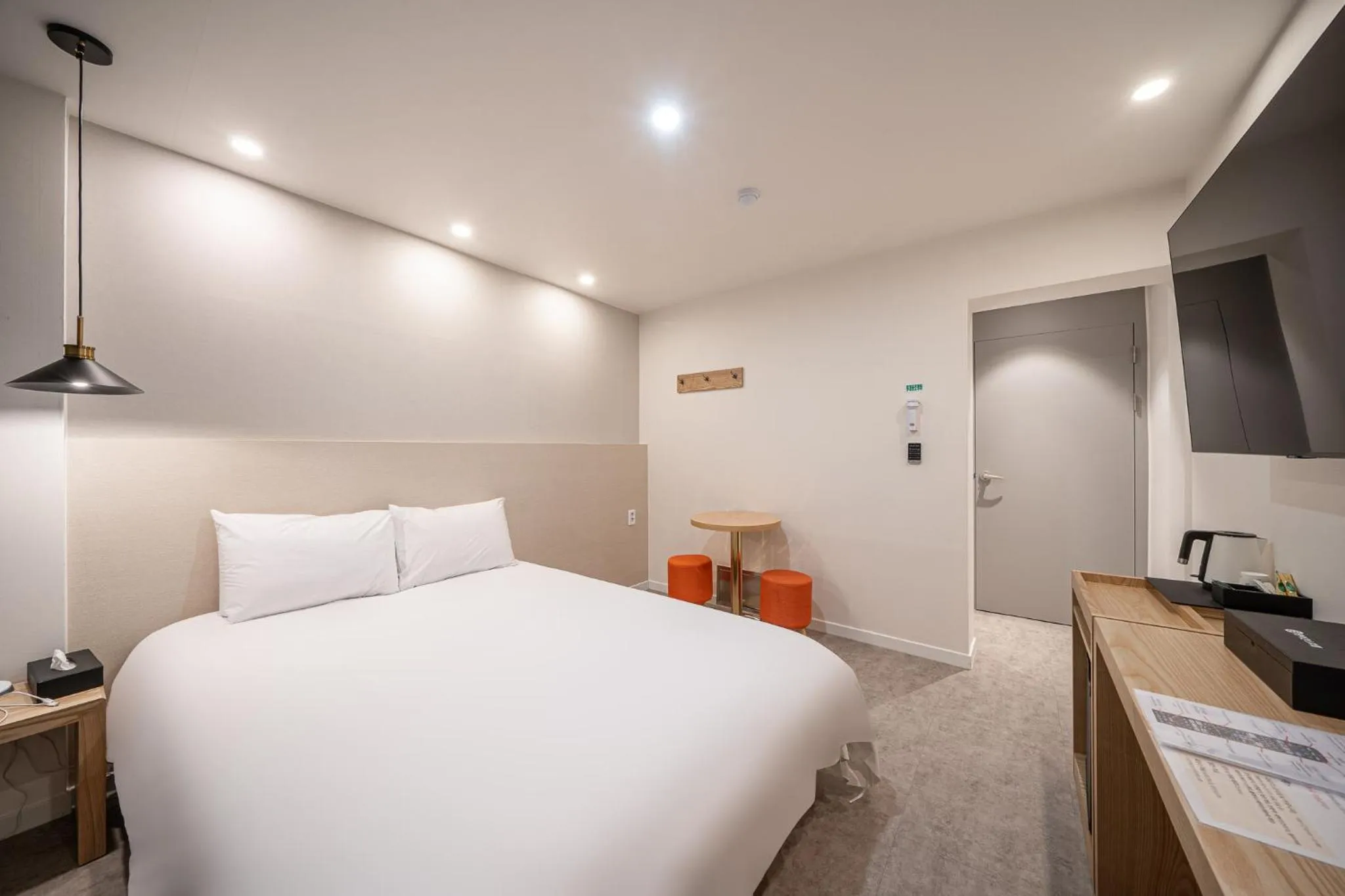 Bed in Elegance hotel hwangridan