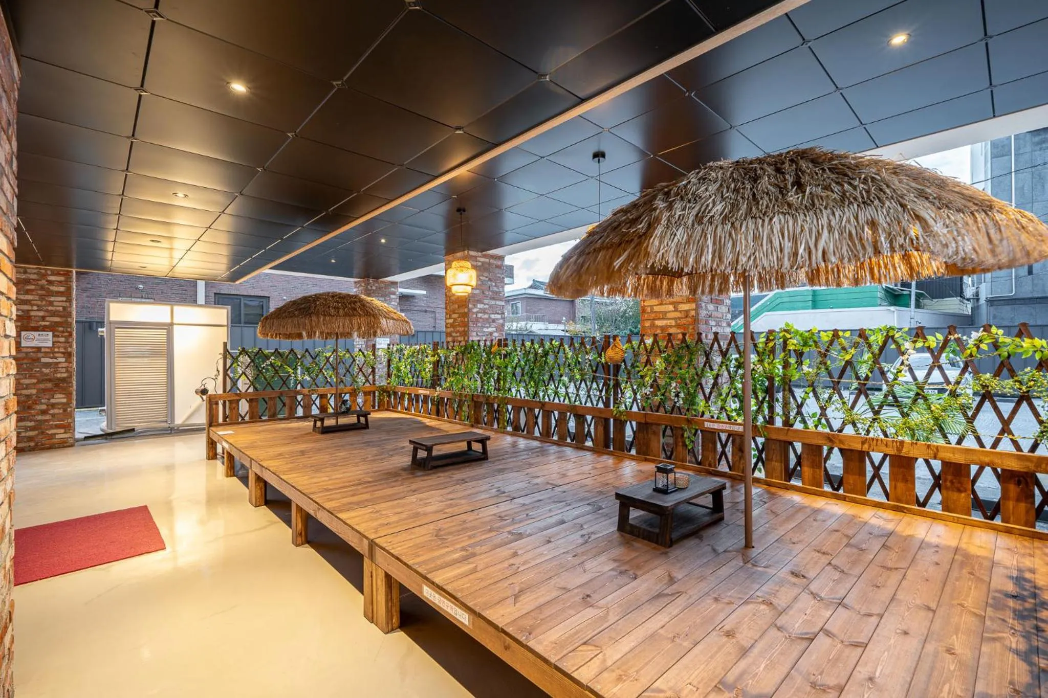 Seating area in Elegance hotel hwangridan