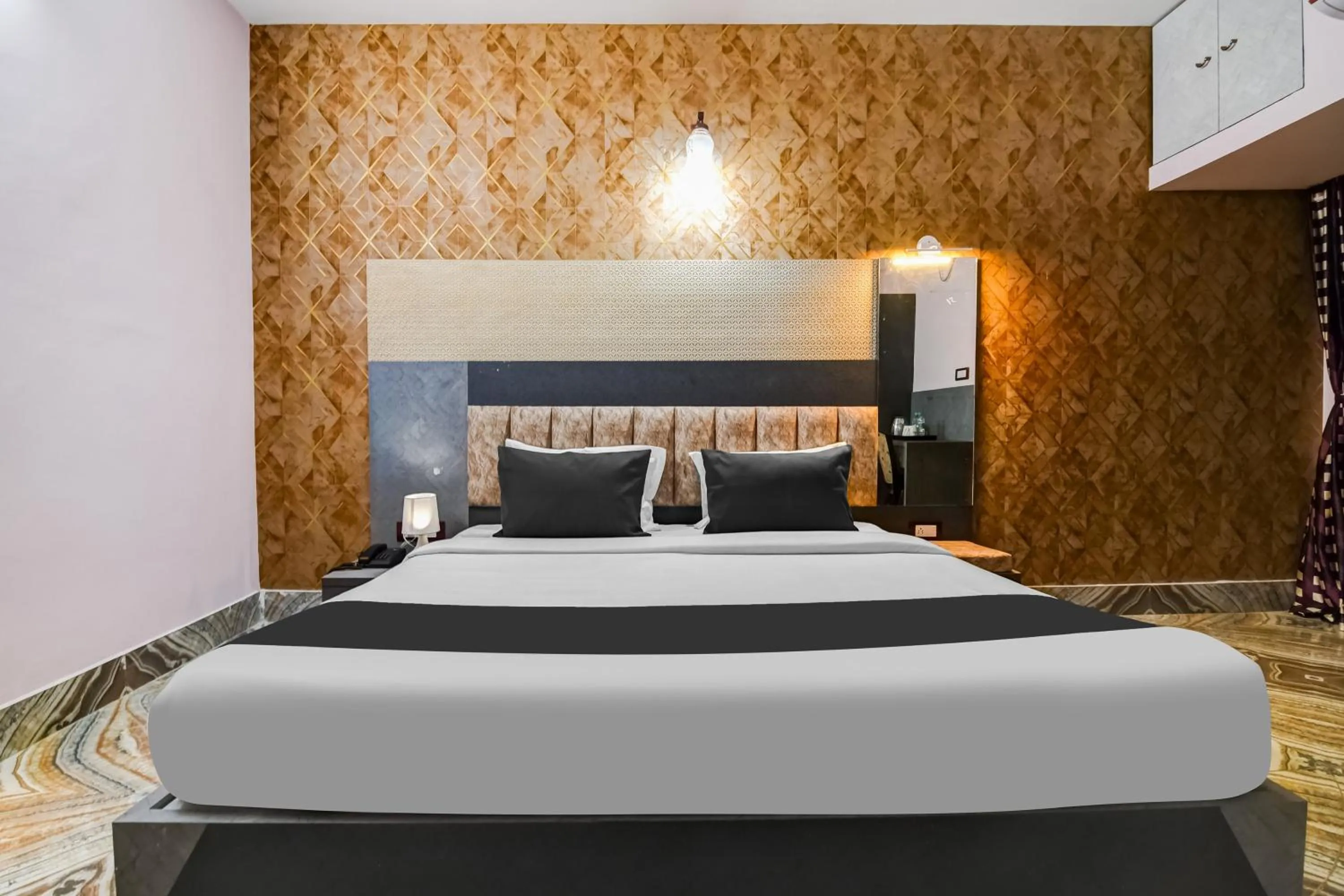 Bedroom, Bed in Hotel O Fifteen