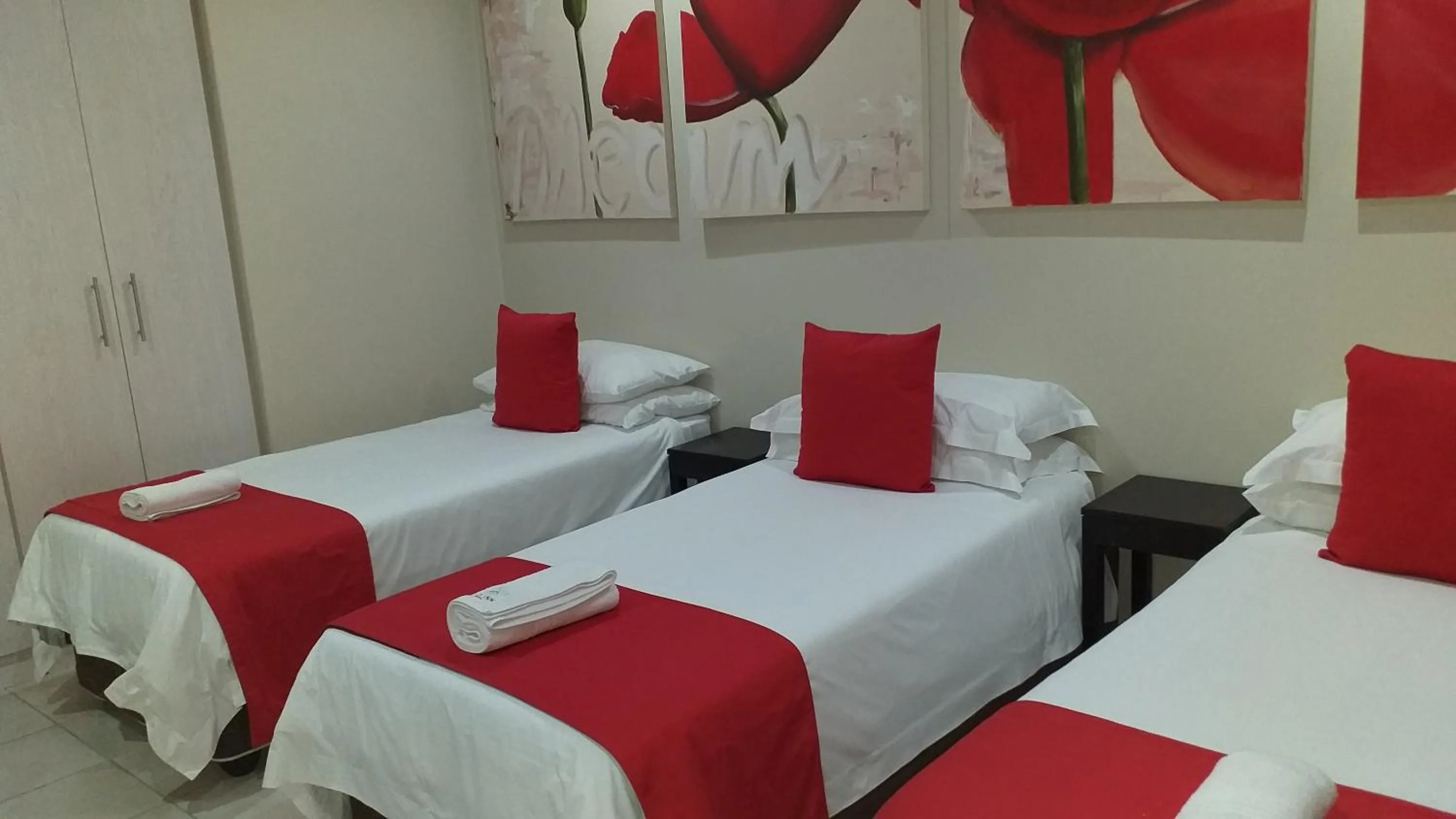 Bedroom, Bed in Gecko Inn