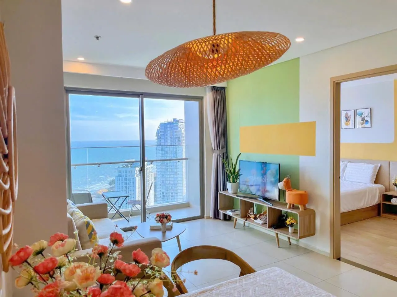 Communal lounge/ TV room in The Sóng Vũng Tàu - Thương's Homestay