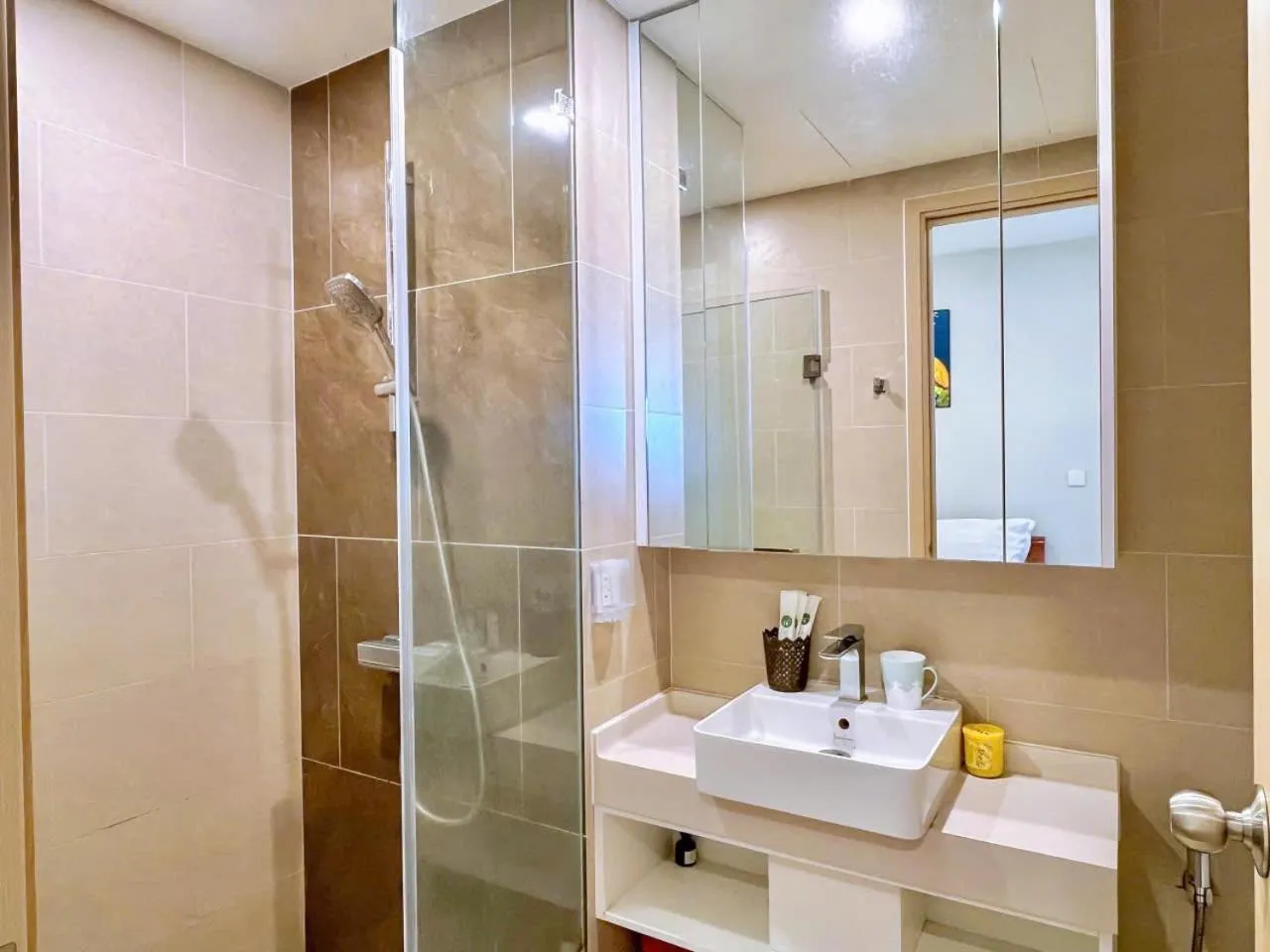 Shower in The Sóng Vũng Tàu - Thương's Homestay