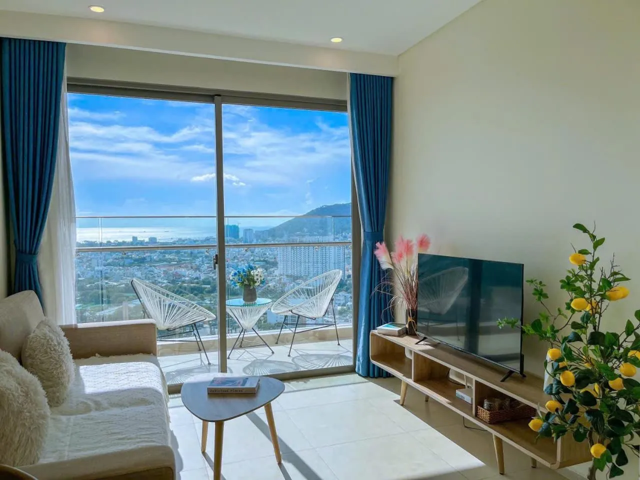 Natural landscape in The Sóng Vũng Tàu - Thương's Homestay