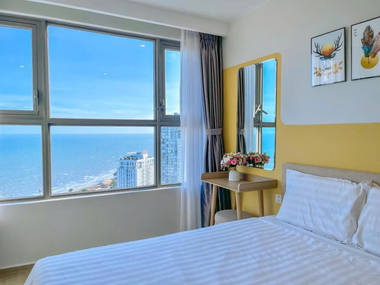 Bed in The Sóng Vũng Tàu - Thương's Homestay