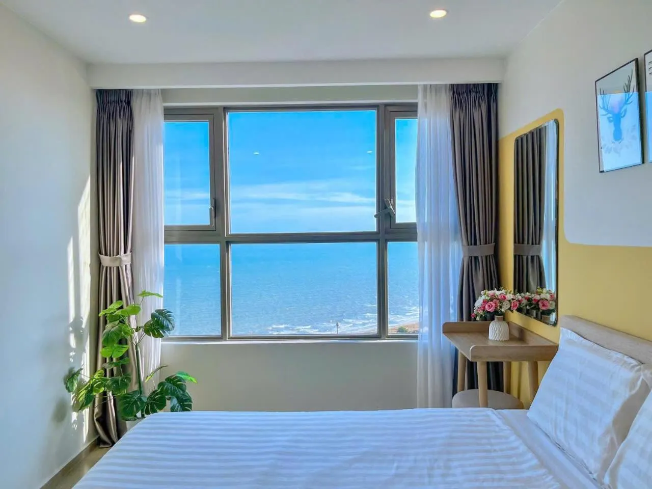 Bed in The Sóng Vũng Tàu - Thương's Homestay