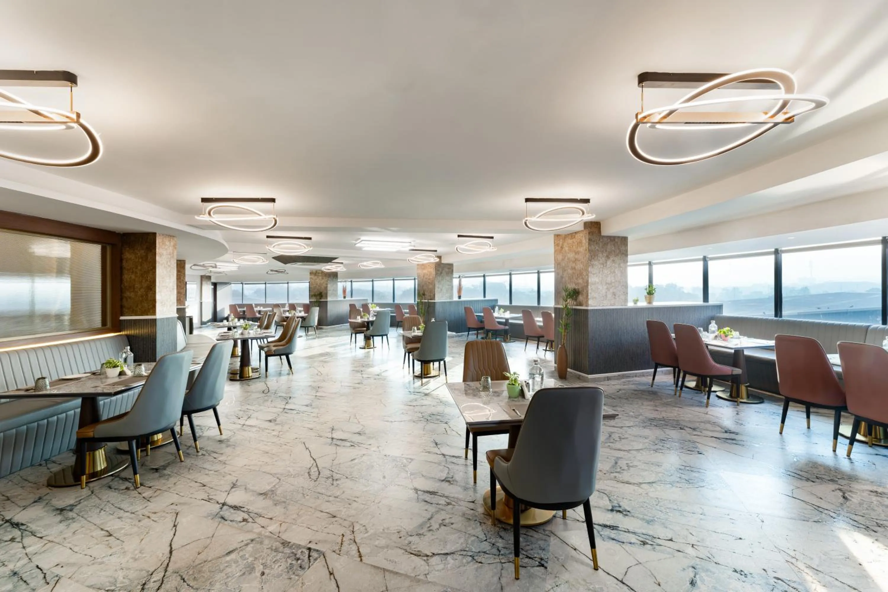 Restaurant/places to eat in Clarks Inn Suites Hyderabad Airport