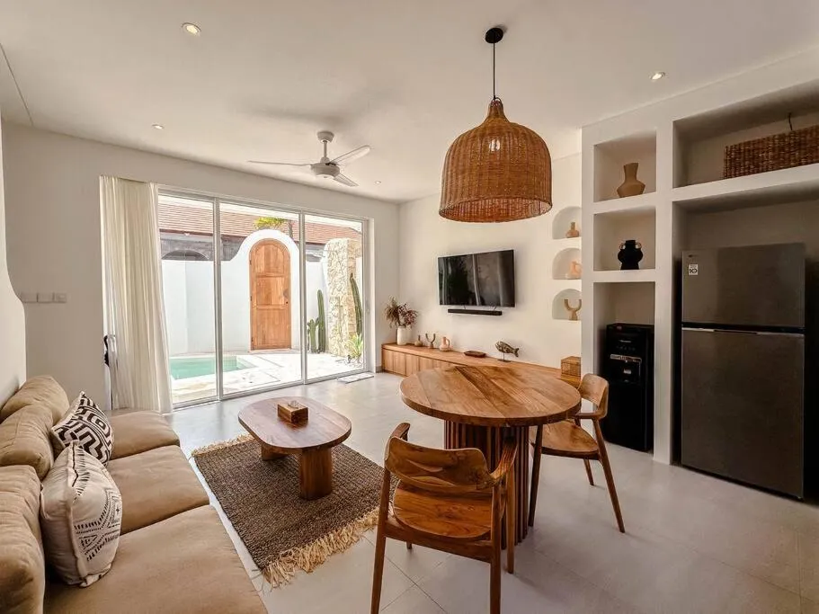 Las Casas Canggu Minimalist Studio with Pool