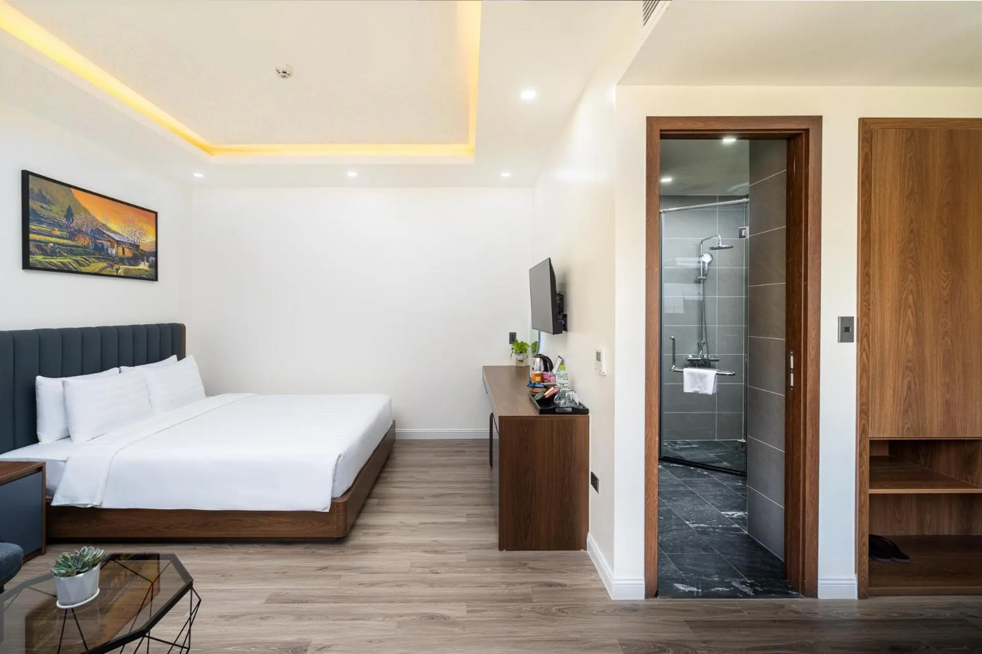 Bedroom, Bed in Anston Castle Hotel Phu Quoc Sunset Town