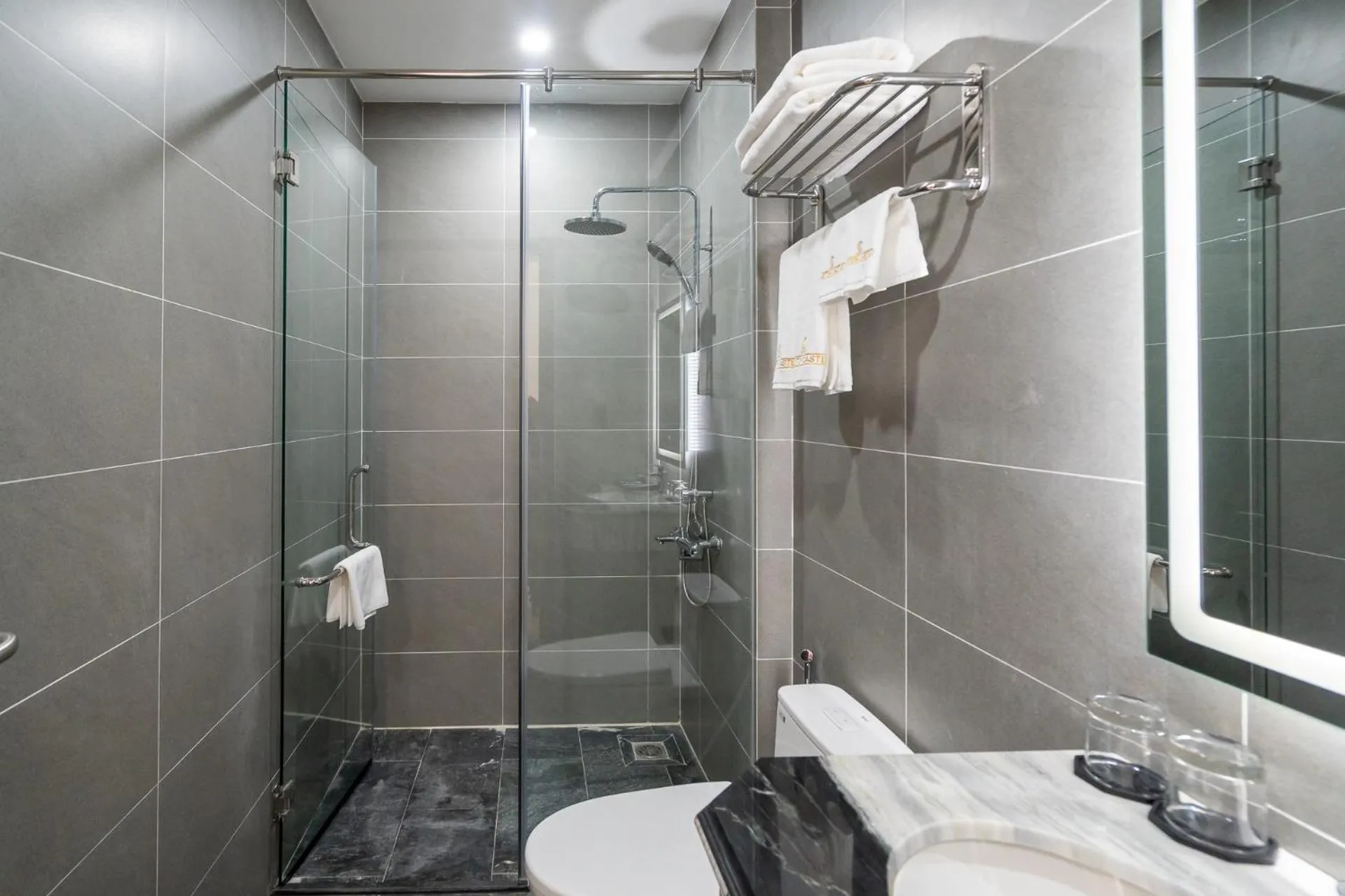 Anston Castle Hotel Phu Quoc Sunset Town