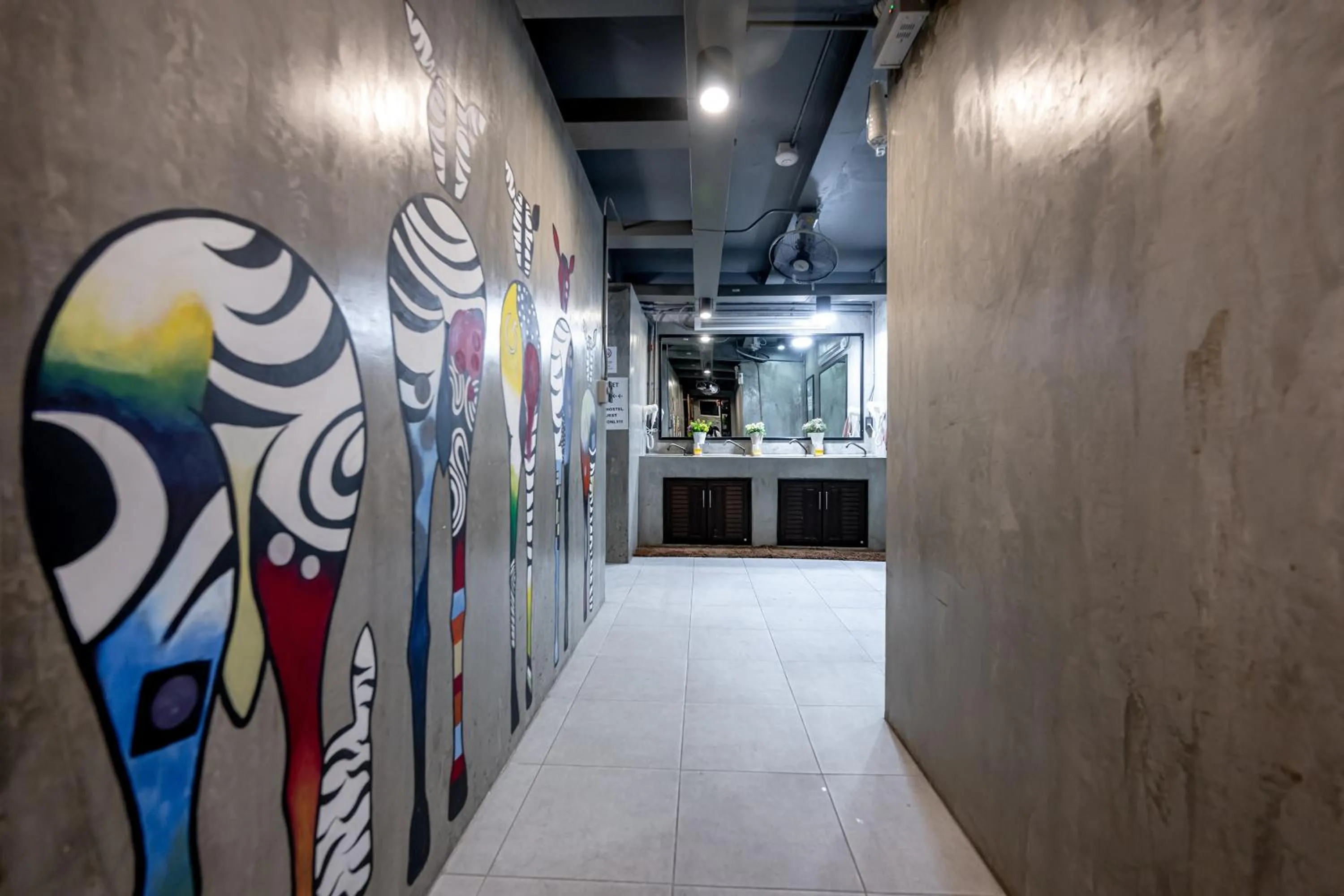 Bathroom in Vibes Hostel Bangkok