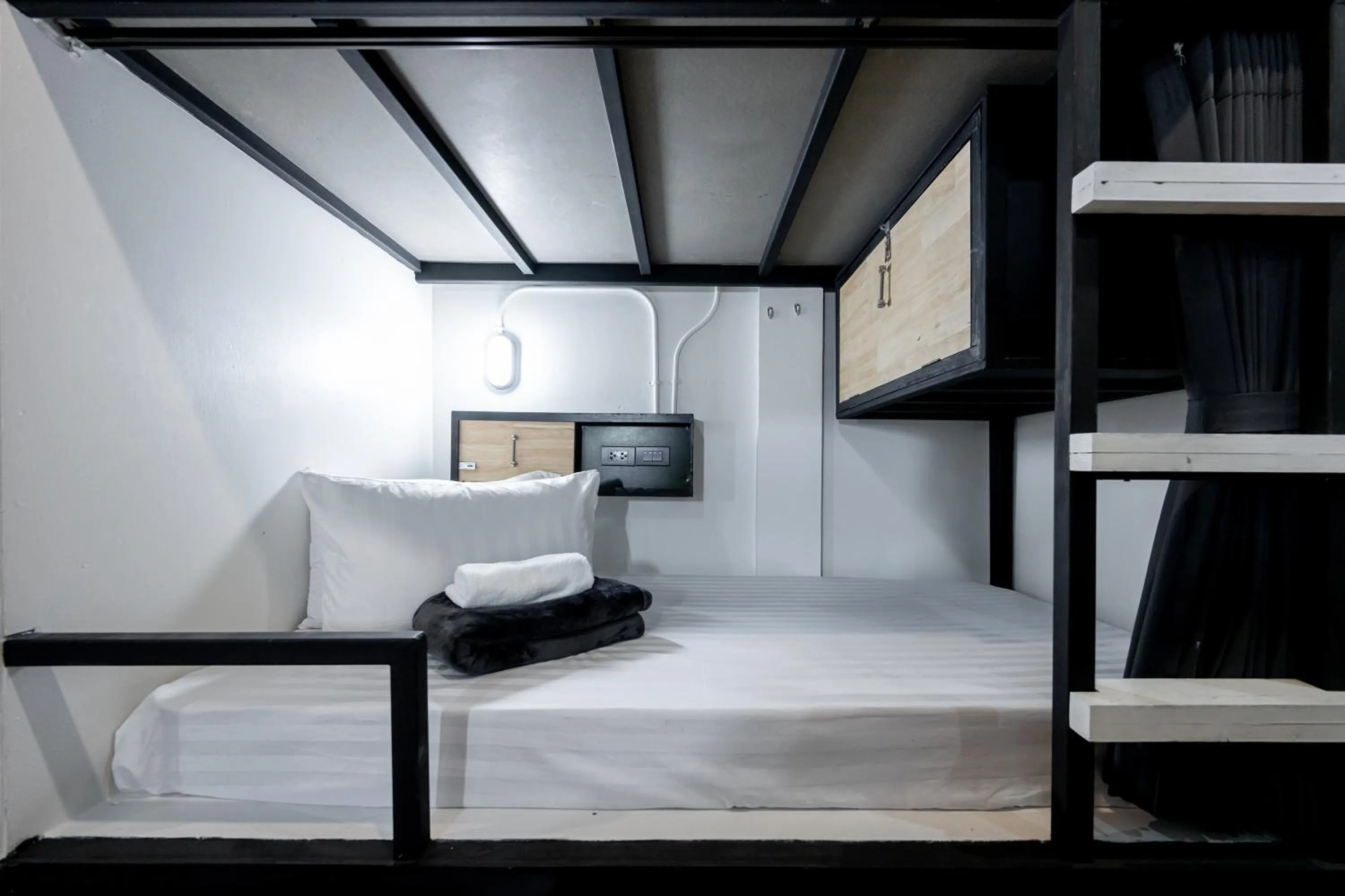 Bed in Vibes Hostel Bangkok