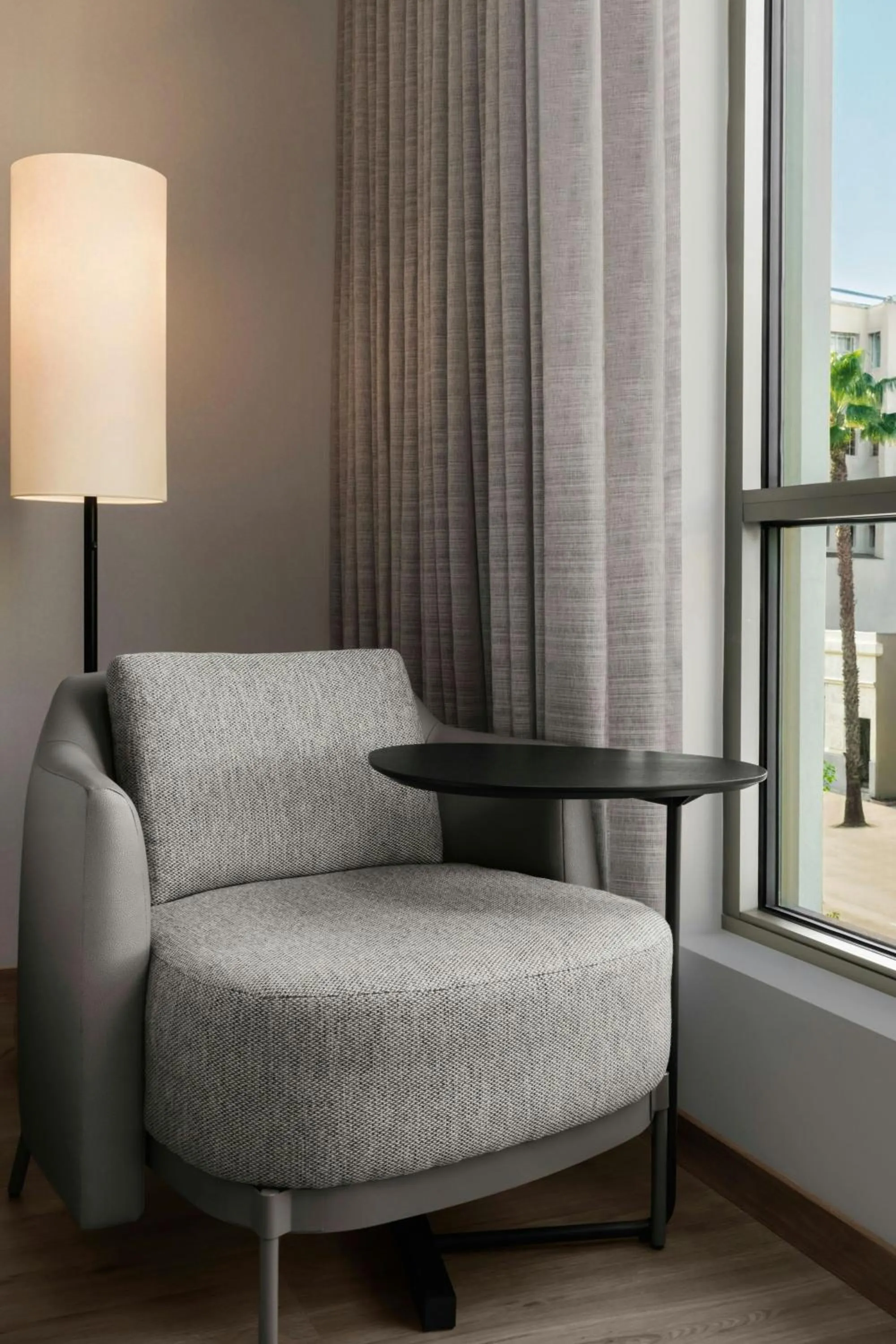 Photo of the whole room in AC Hotel by Marriott Pasadena